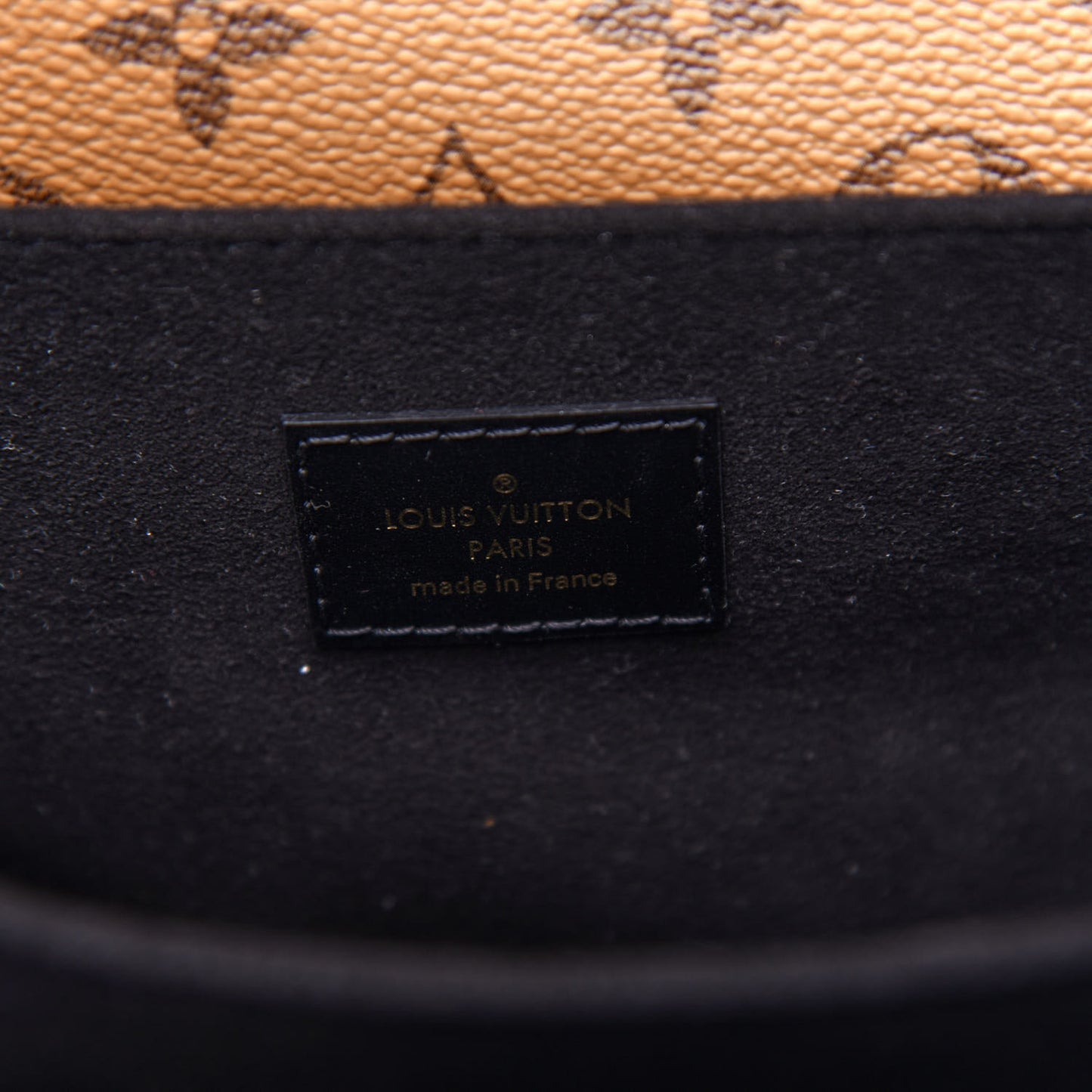 Reverse Monogram Pochette Metis