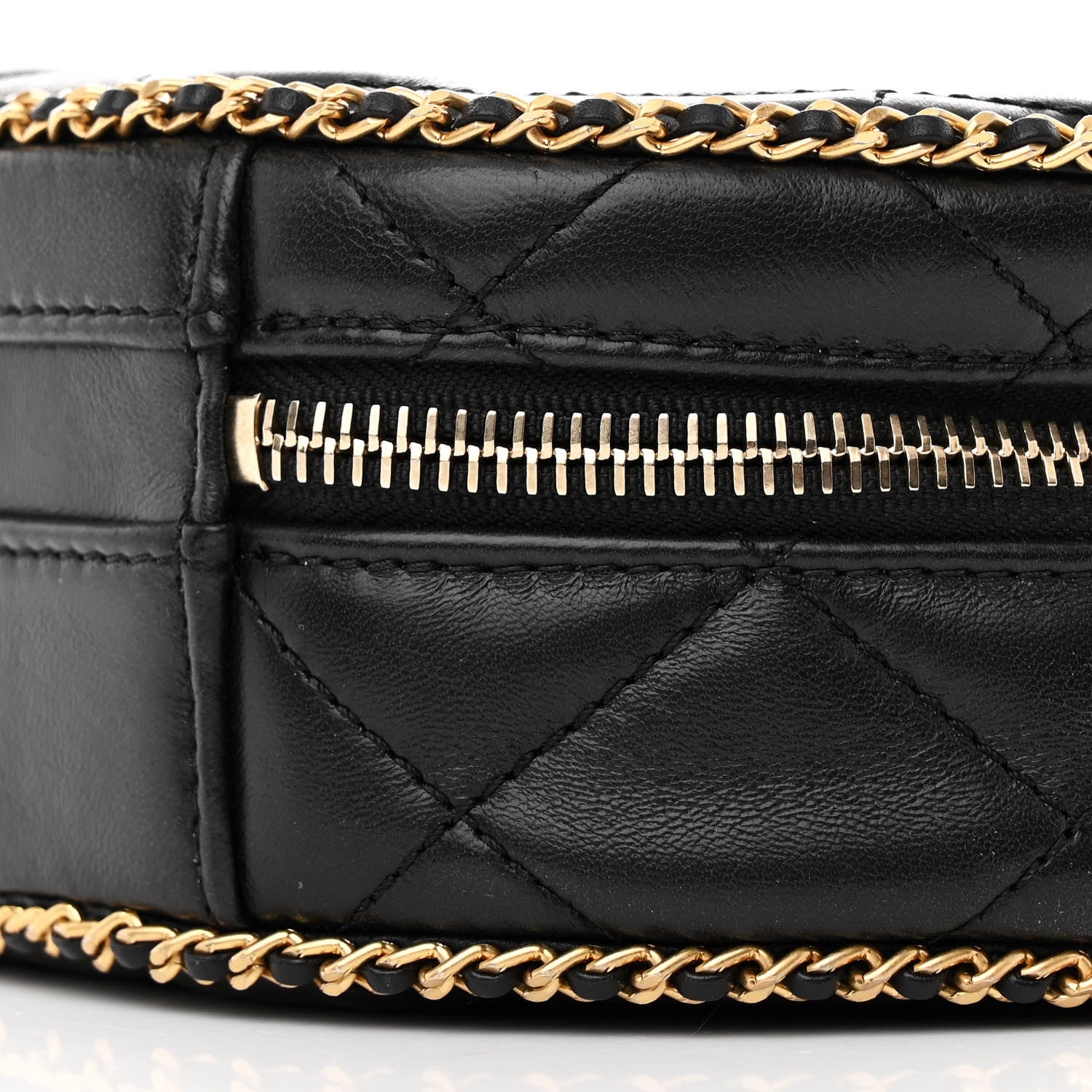 Chanel Lambskin Quilted Chain CC Round Clutch With Chain Black 10 of 10