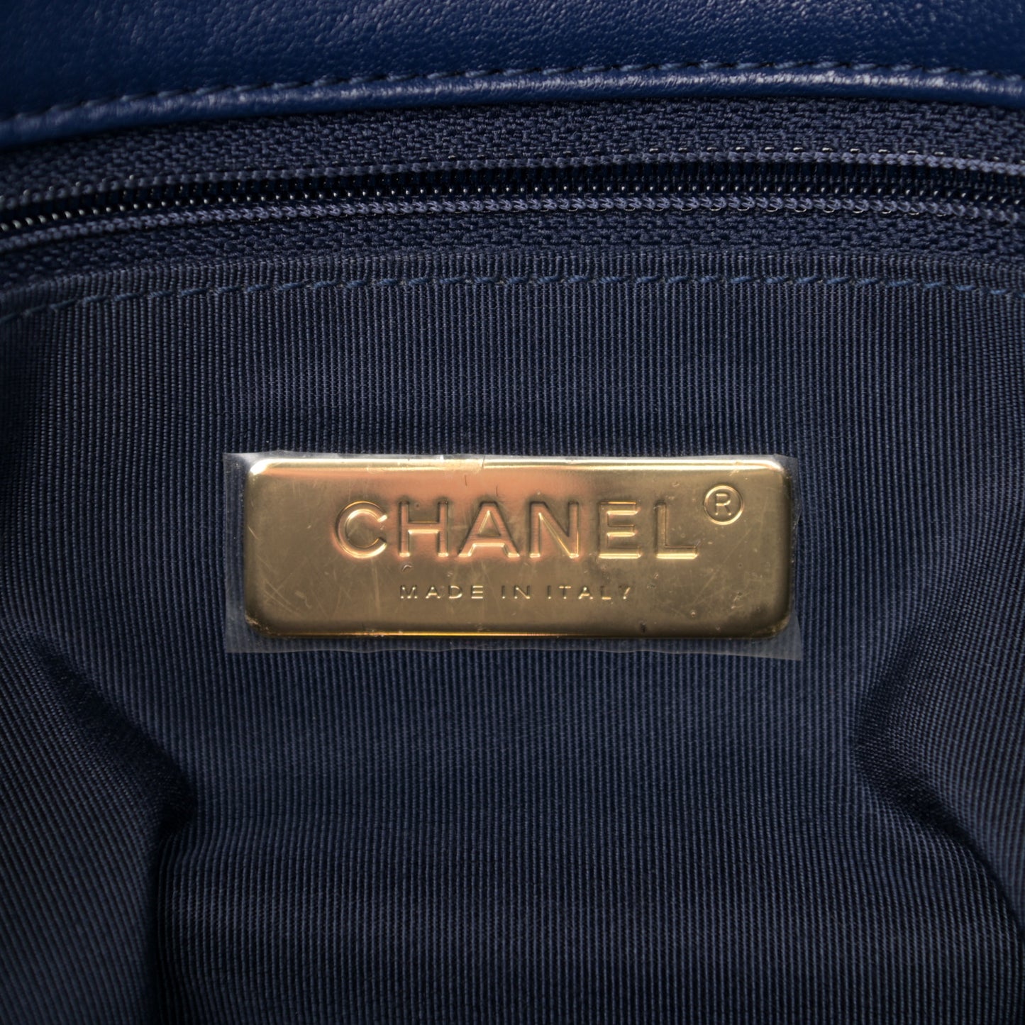 Goatskin Quilted Maxi Chanel 19 Flap Blue