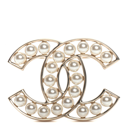 Chanel Pearl CC Brooch Light Gold 1 of 4