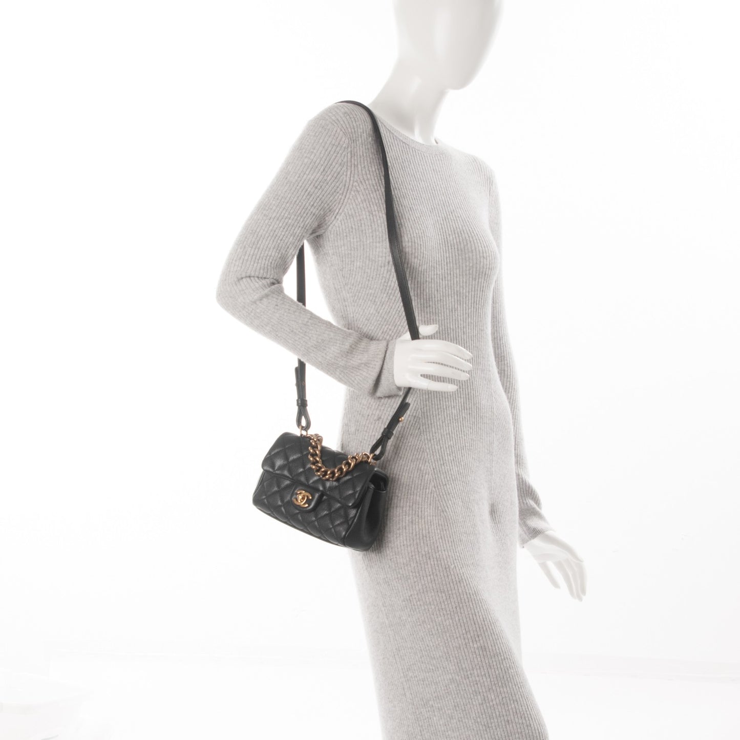 Shiny Sheepskin Quilted Mini Trapezio Flap Black