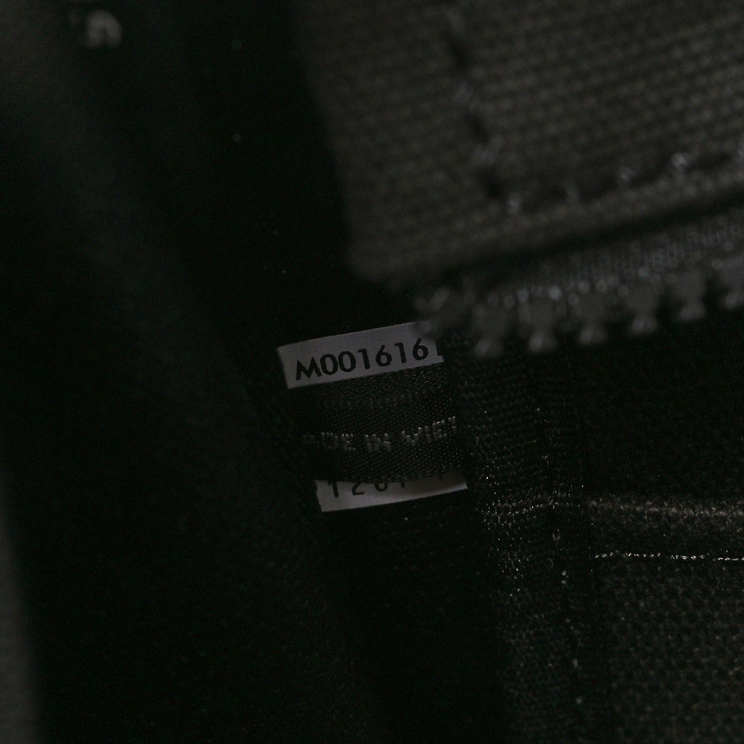 Marc Jacobs Cotton Canvas Medium The Traveler Tote Bag Black 7 of 9