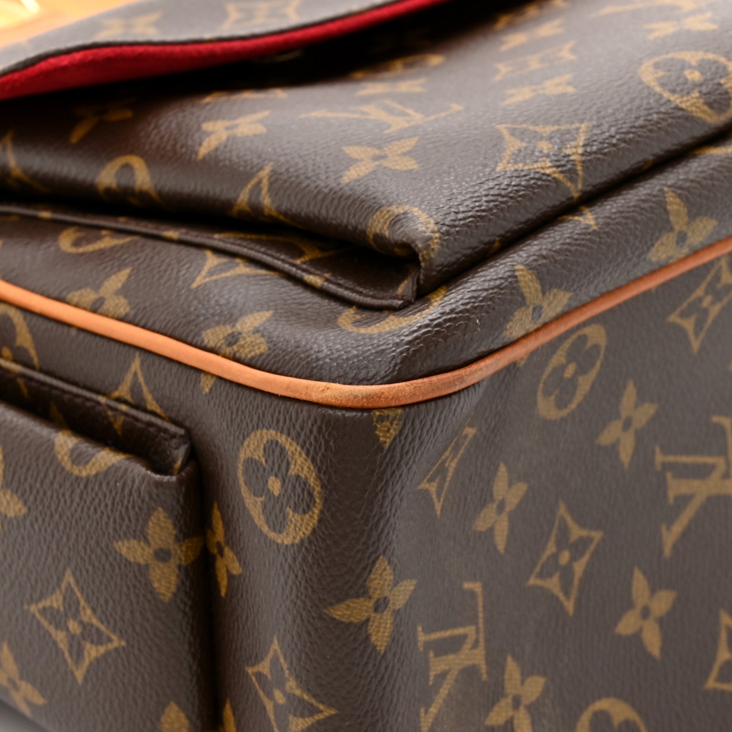 Louis Vuitton Monogram Multipli-Cite 8 of 11