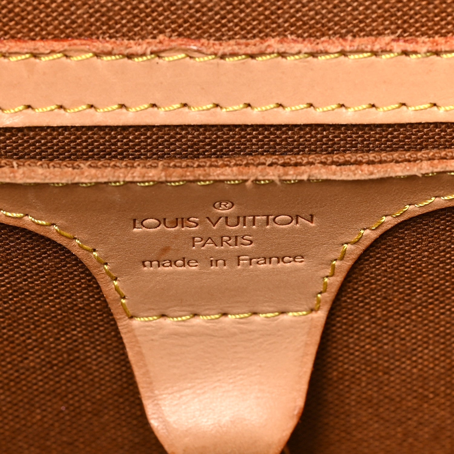 Louis Vuitton Monogram Ellipse MM 6 of 9