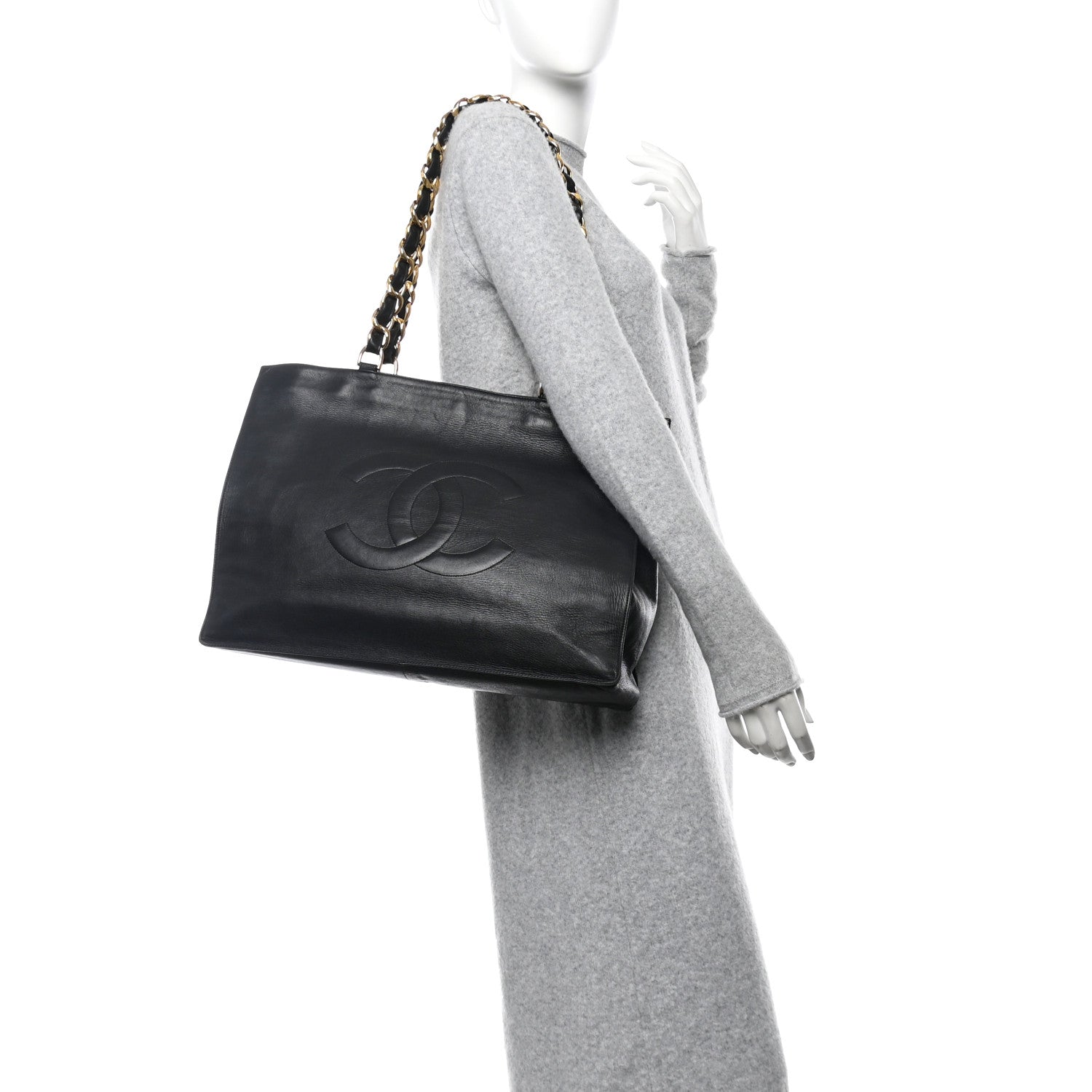Chanel Lambskin CC Tote Black 2 of 11