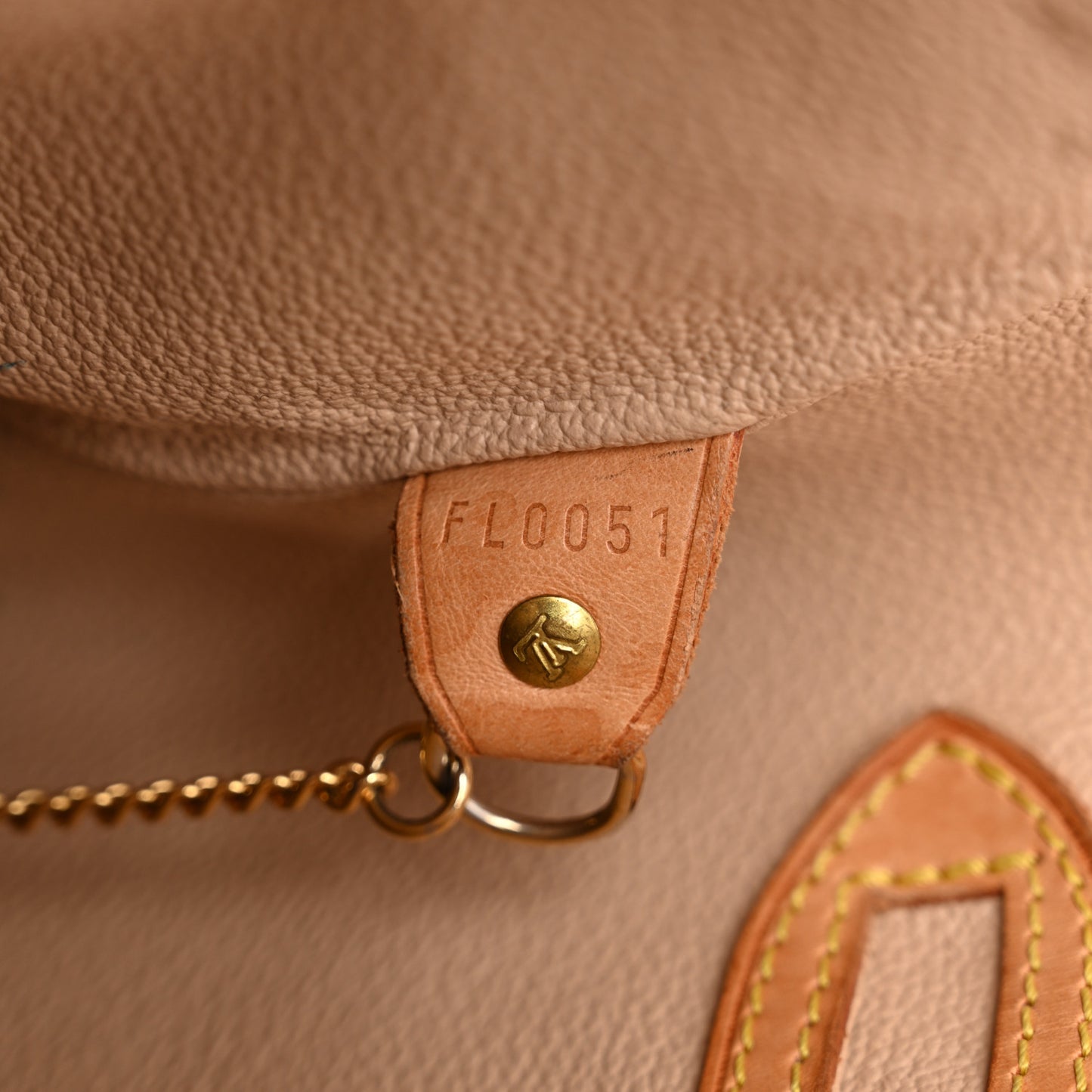 Monogram Bucket 27
