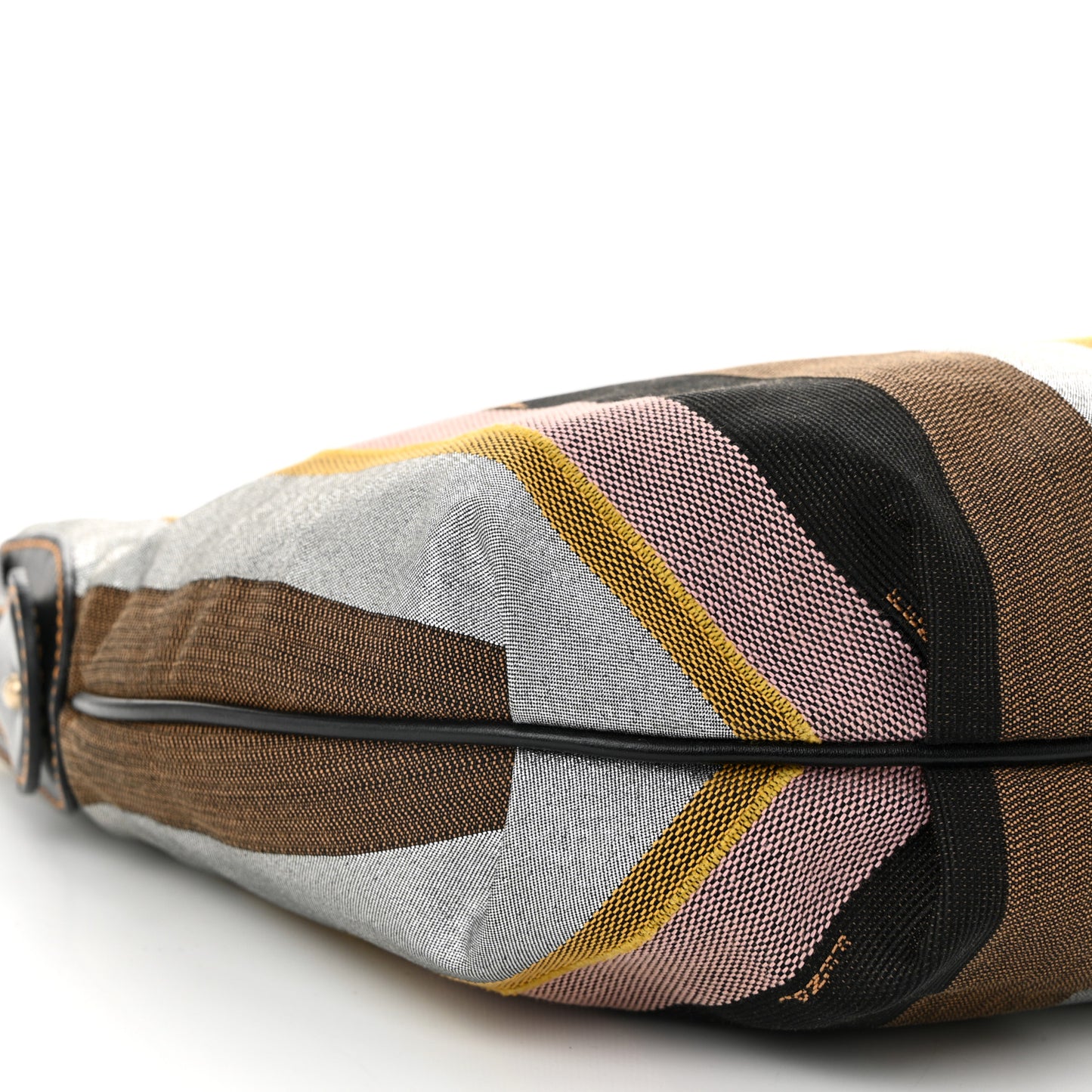 Pequin Small Chef Chain Hobo Multicolor Rosa Black