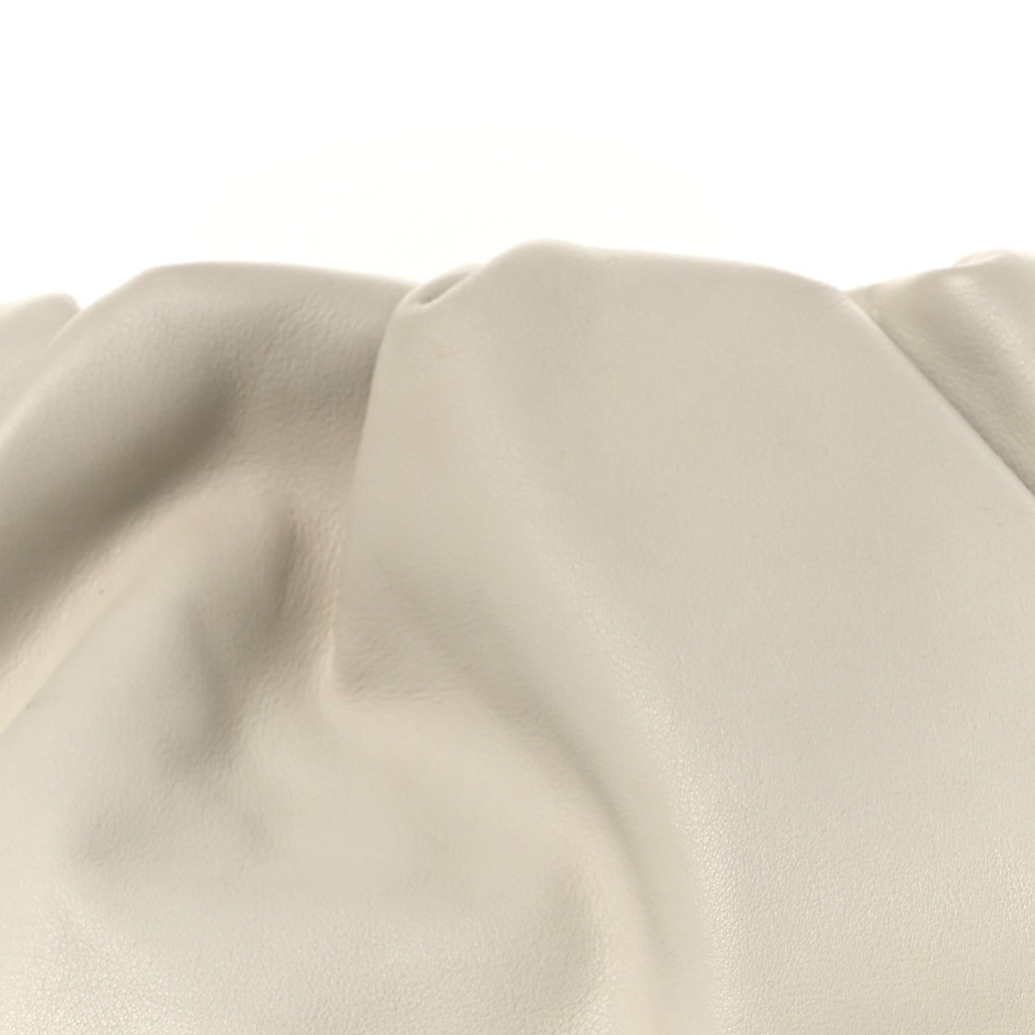 Bottega Veneta Smooth Butter Calf The Pouch Oversized Clutch Plaster 8 of 12