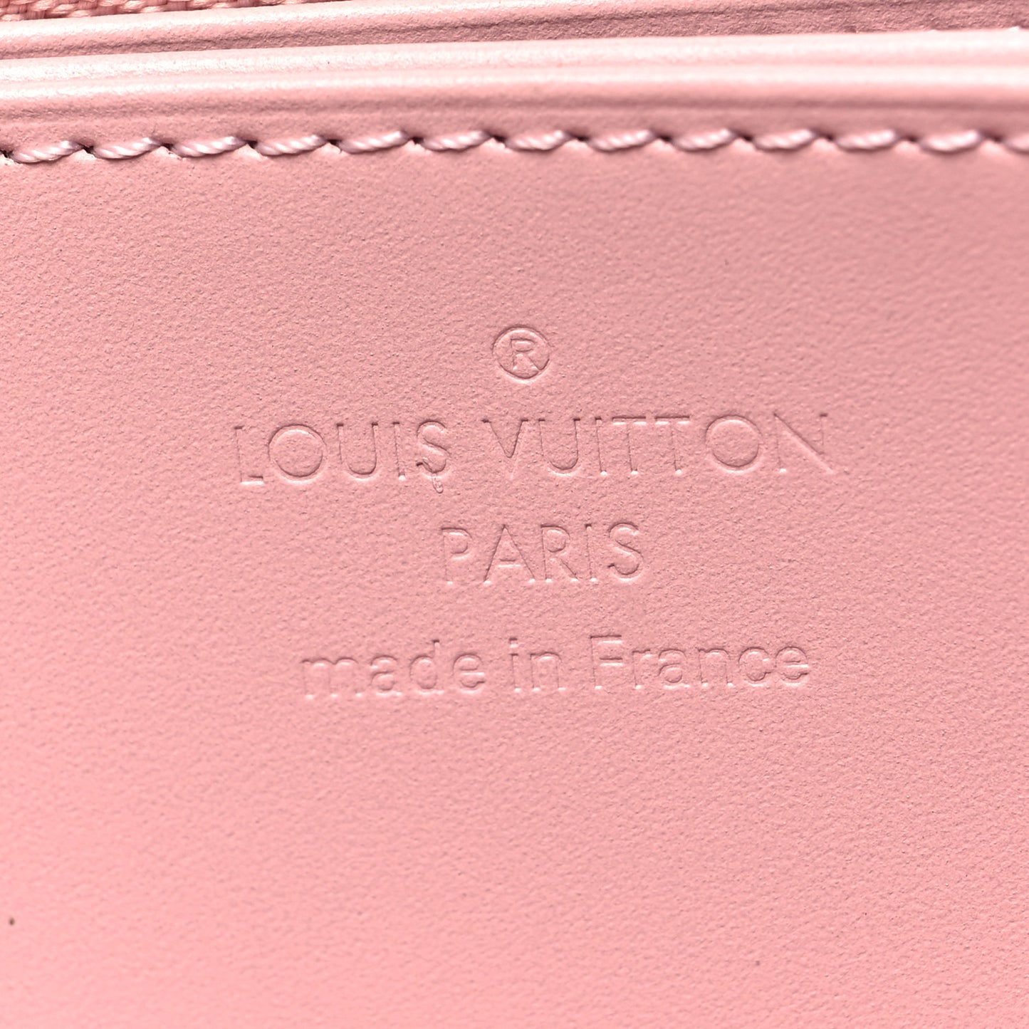 Vernis Valentine Zippy Wallet Light Pink Neon