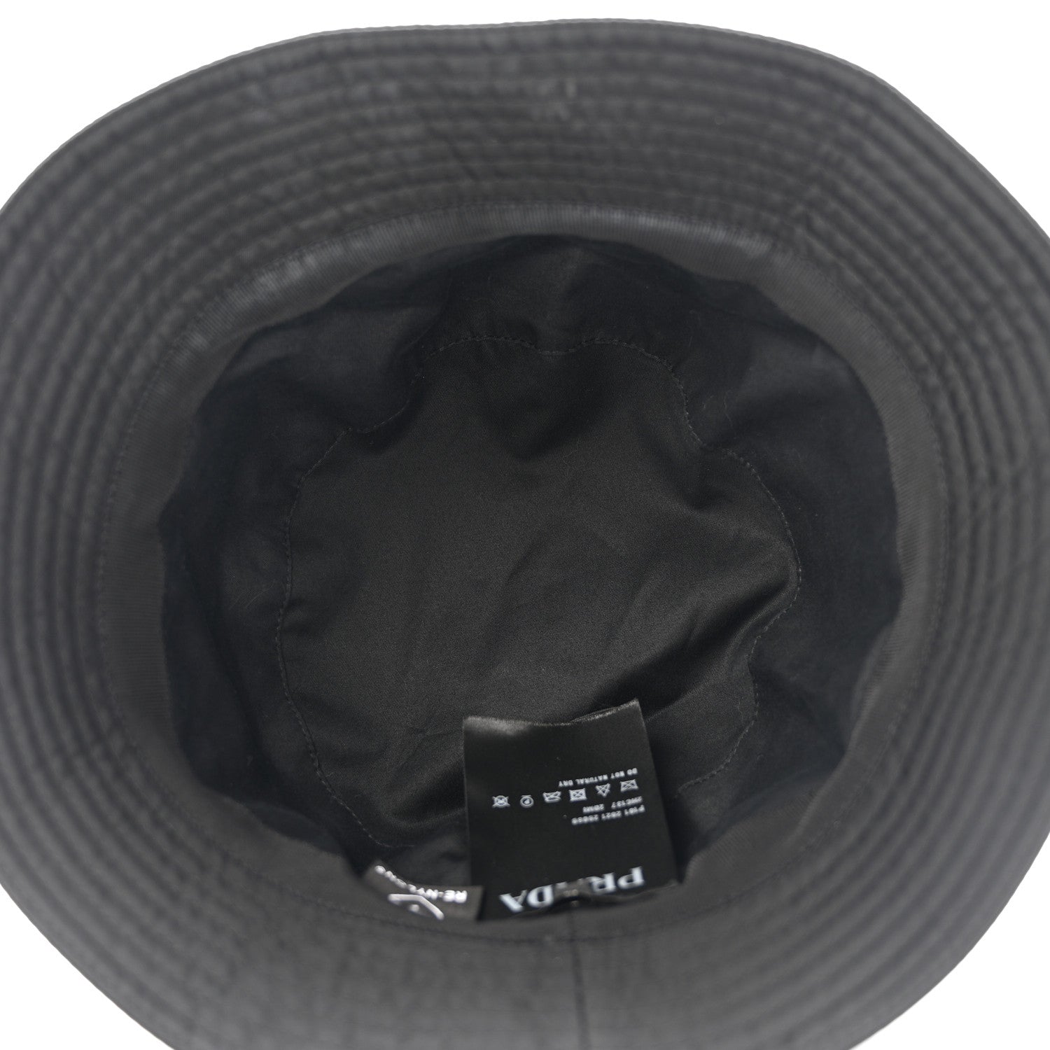 Prada Re-Nylon Metal Triangle Logo Mens Bucket Hat L Black 7 of 9