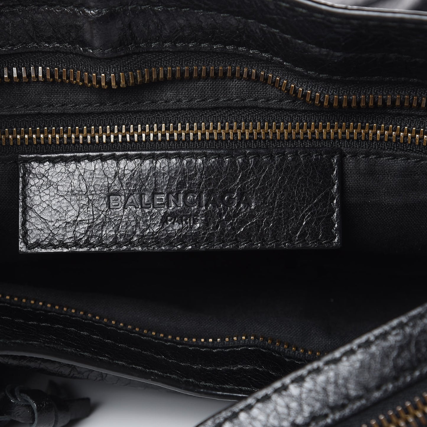 Agneau Giant 12 Gunmetal Hardware City Black
