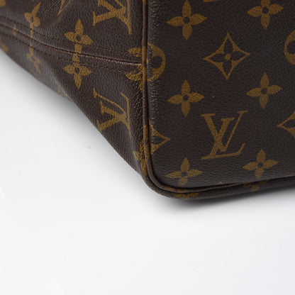 Louis Vuitton Monogram Neverfull MM 12 of 14