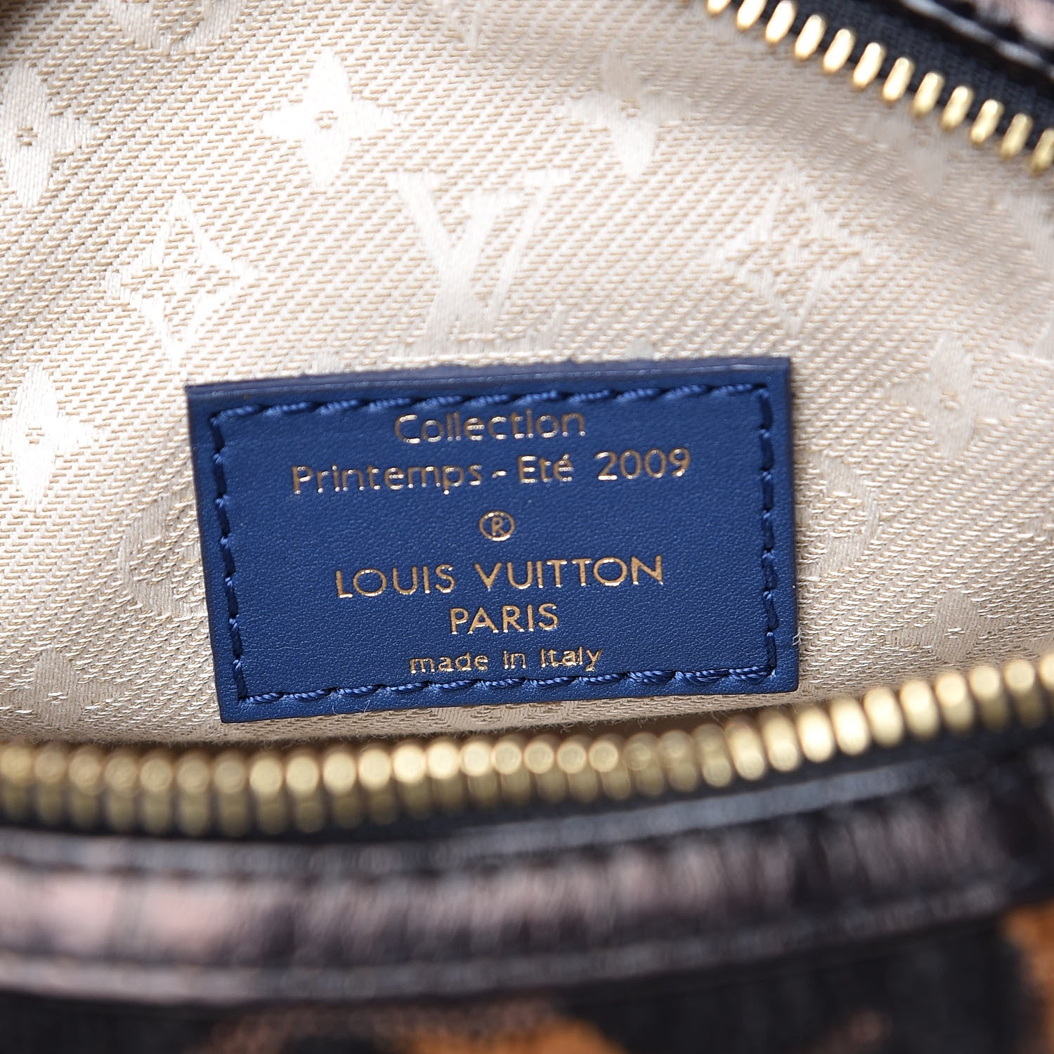 Louis Vuitton Supple Calfskin Savane Flight Blue 6 of 12