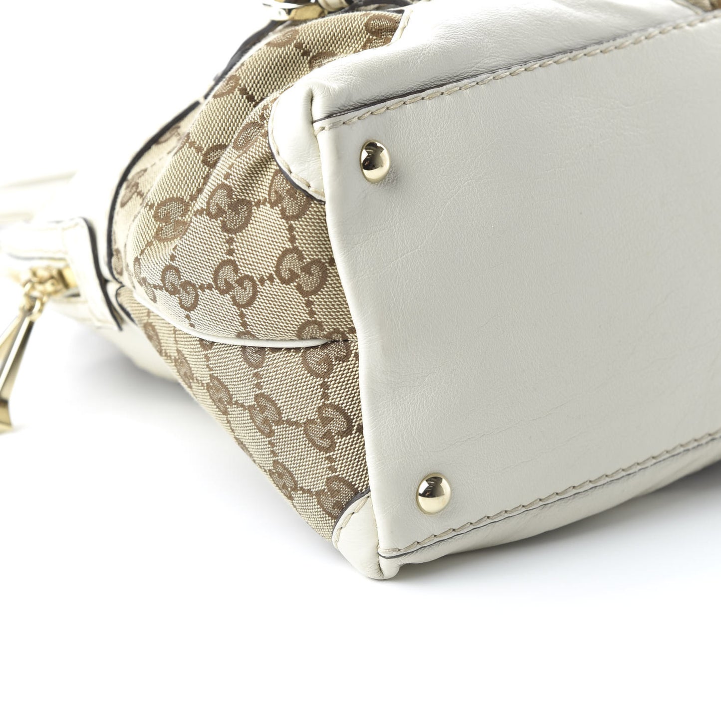 Monogram Medium Horsebit Nail Boston Off White