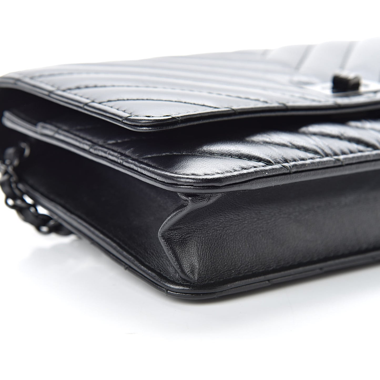 Aged Calfskin Chevron Quilted Reissue Wallet On Chain WOC So Black