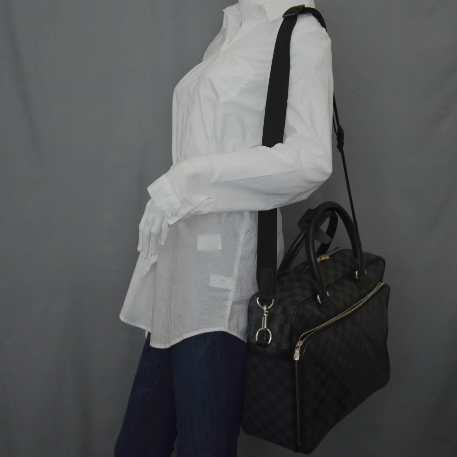 Louis Vuitton Damier Graphite Icare Travel Bag 2 of 10