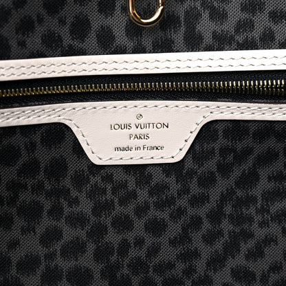 Louis Vuitton Monogram Giant Wild At Heart Neverfull MM Creme 6 of 11