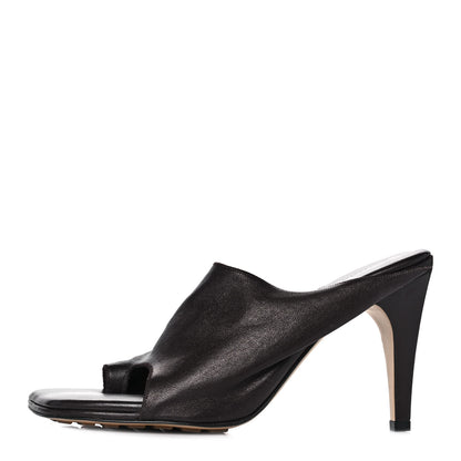 Bottega Veneta Nappa Crunch Lux Sandals 38 Ebene 1 of 7