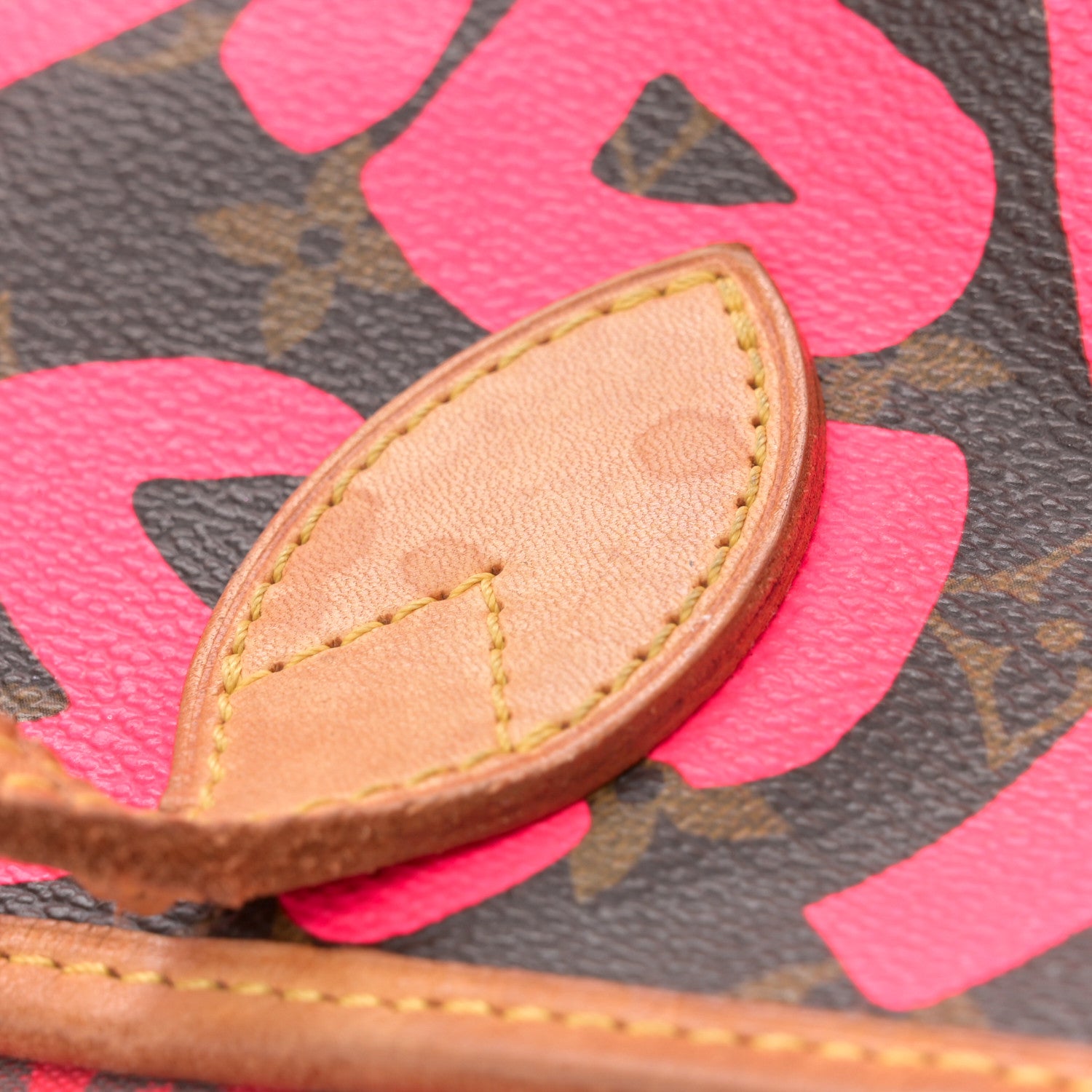 Louis Vuitton Monogram Graffiti Neverfull GM Fuchsia 12 of 17