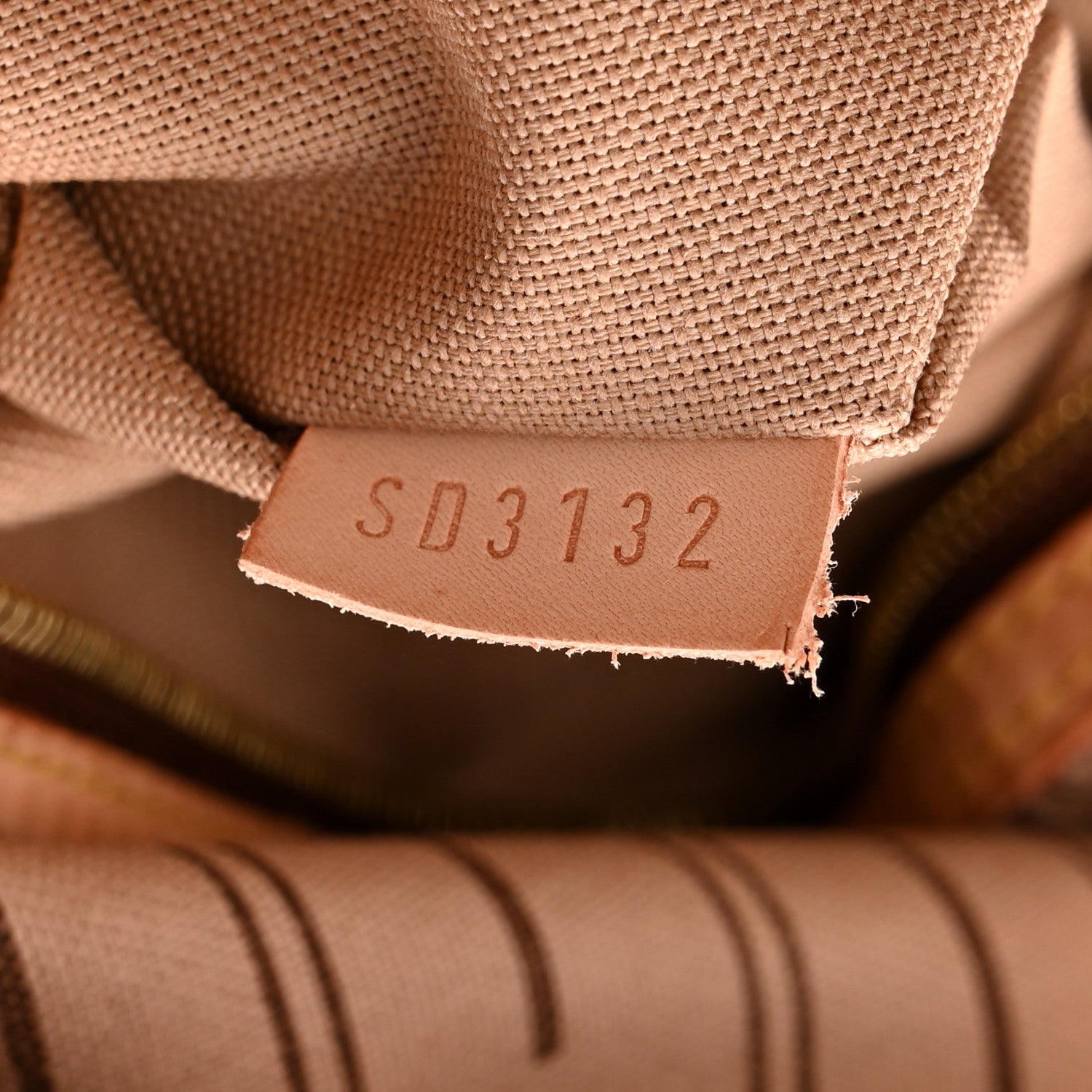 Louis Vuitton Monogram Delightful GM 7 of 10
