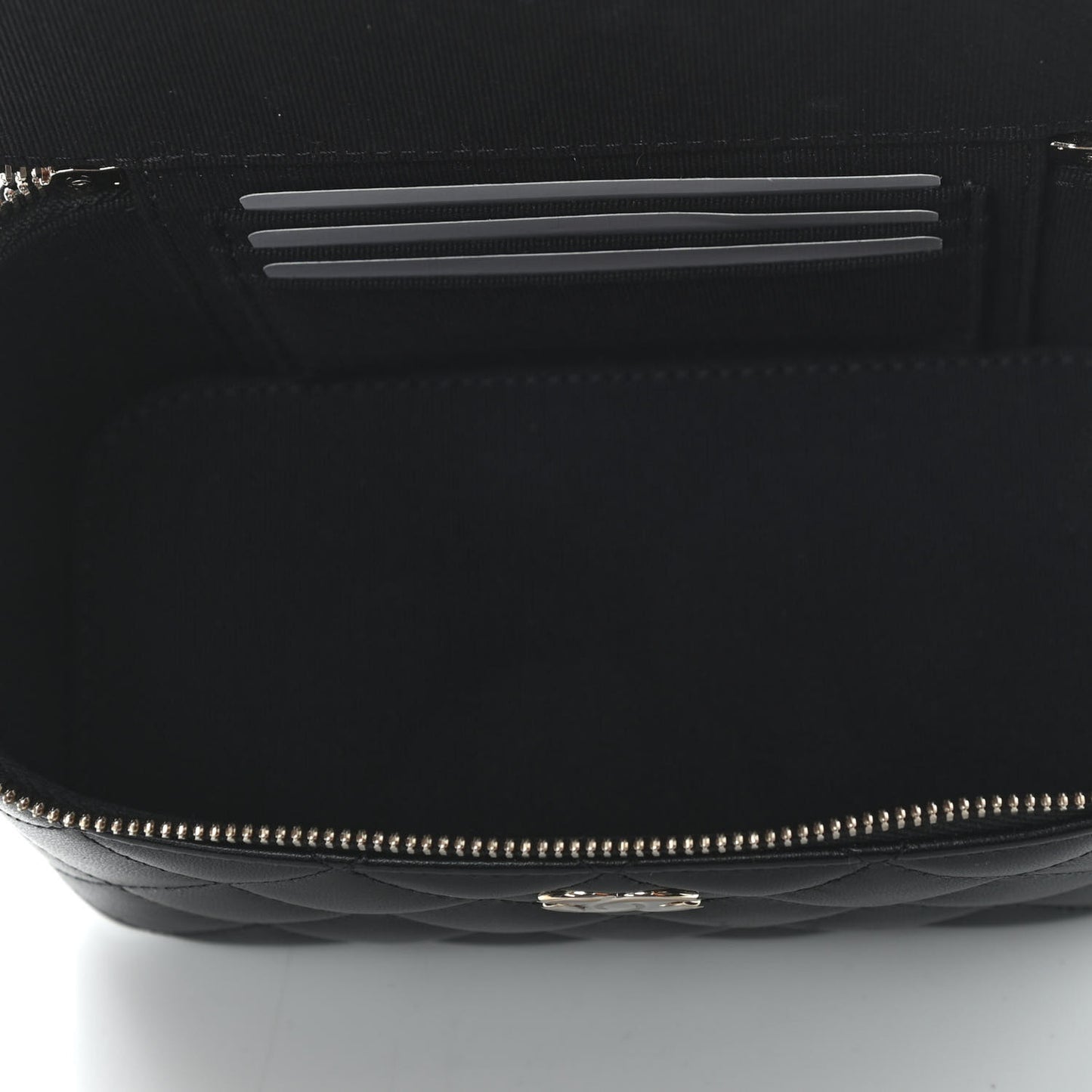 Lambskin Quilted Small Top Handle Vanity Case With Chain Black