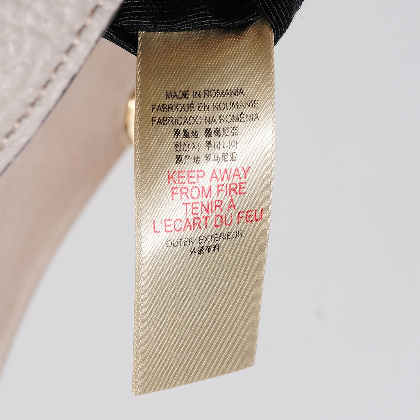 Signature Grain Medium Clutch Bag Pale Grey