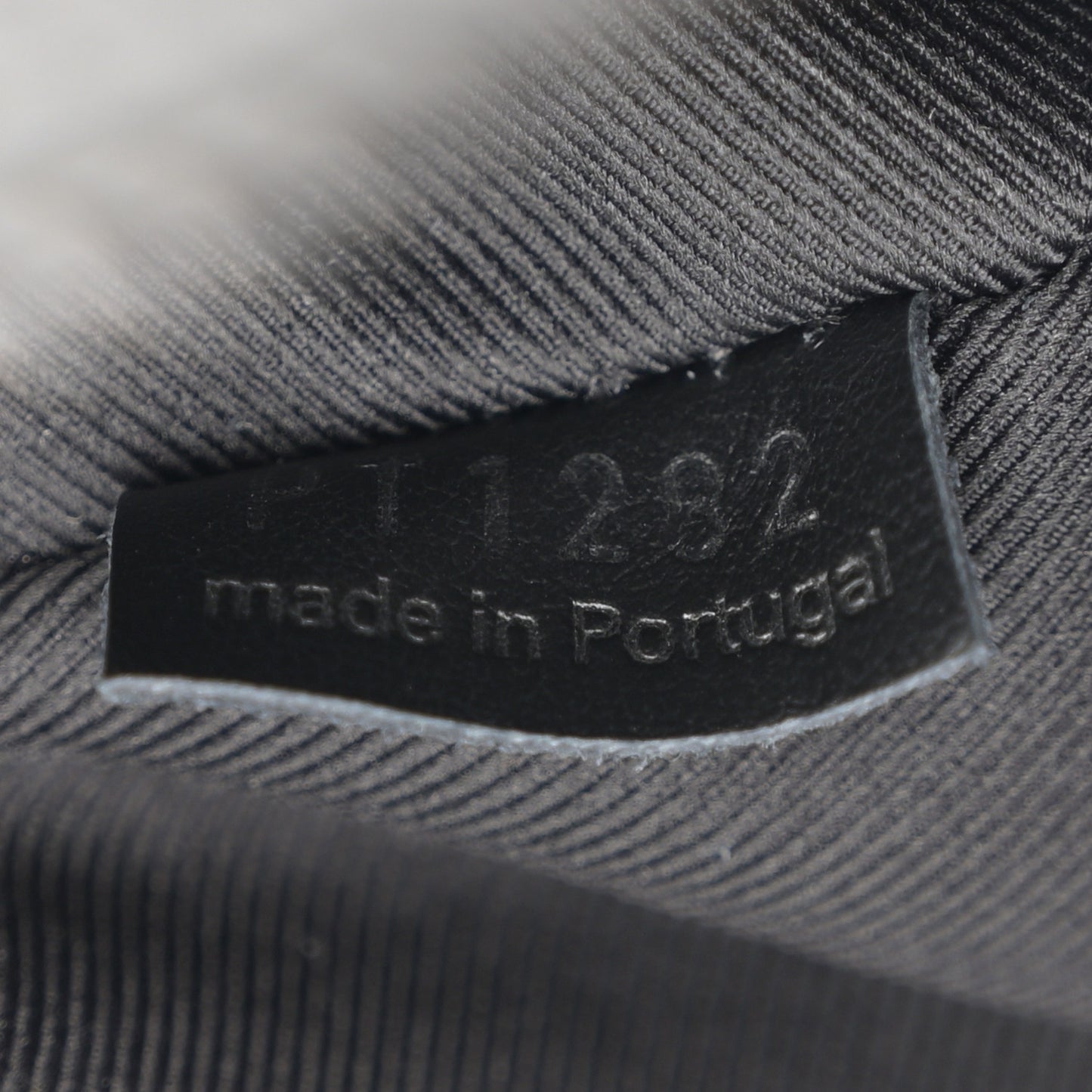 Taurillon Monogram Uniformes Solar Ray Soft Pochette Volga Belt Bag Black