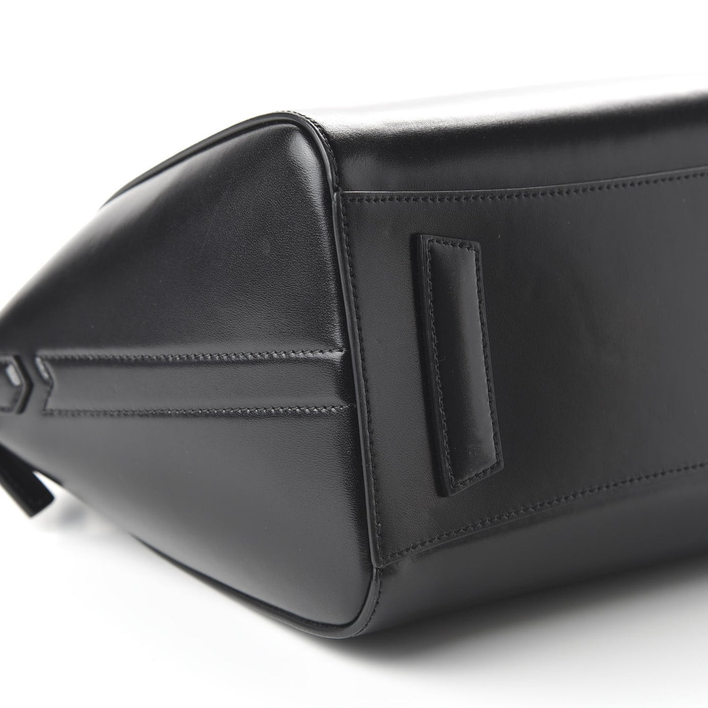 Shiny Lord Calfskin Small Antigona Black