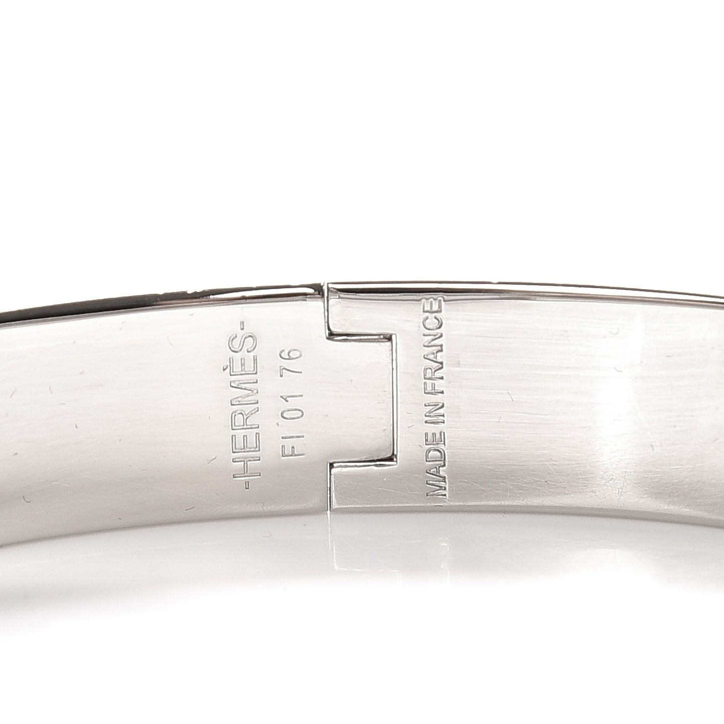 Matte Enamel Narrow Clic Clac HH Bracelet GM White