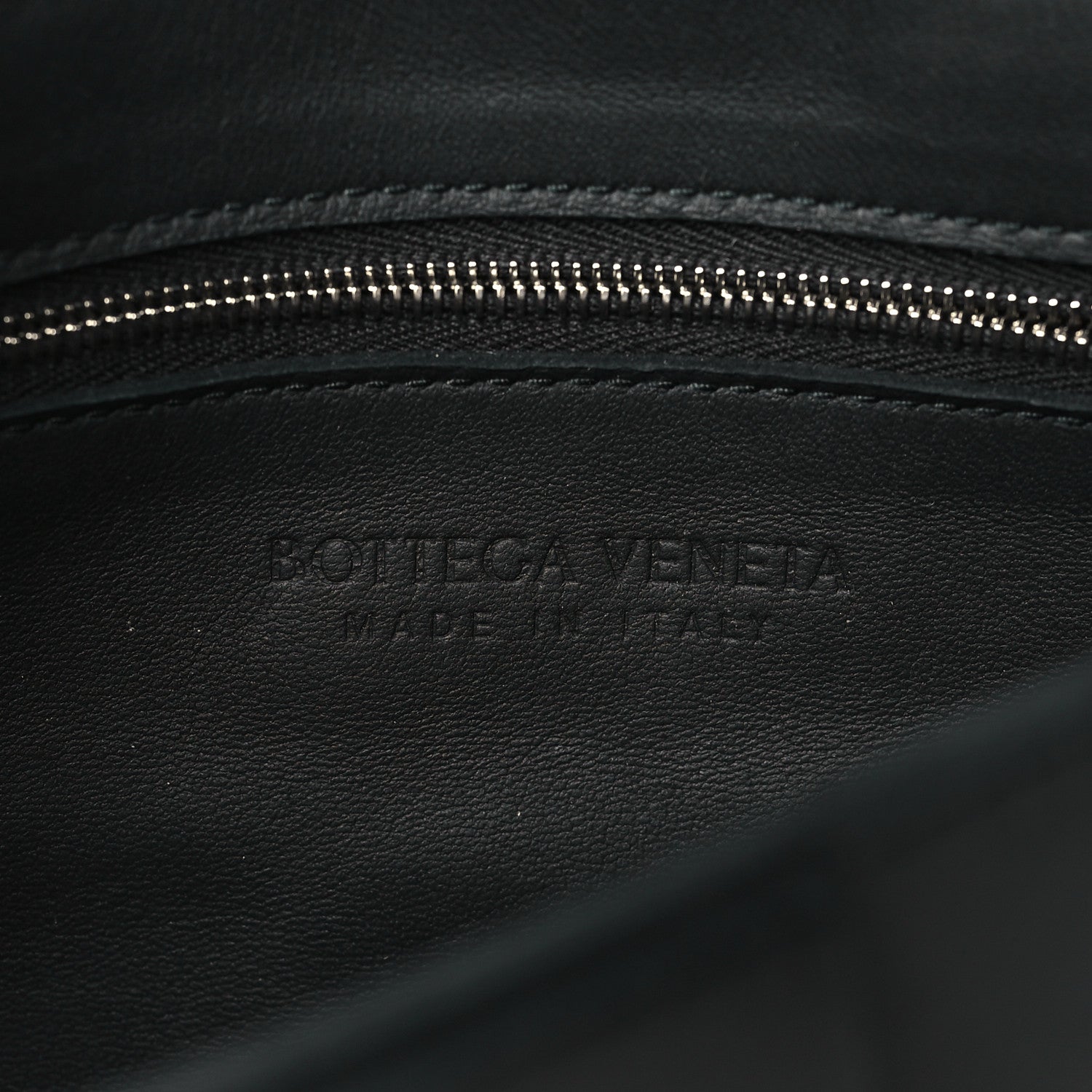 Bottega Veneta BOTTEGA VENETA Lambskin Maxi Intrecciato Cassette Crossbody Bag Black 6 of 8