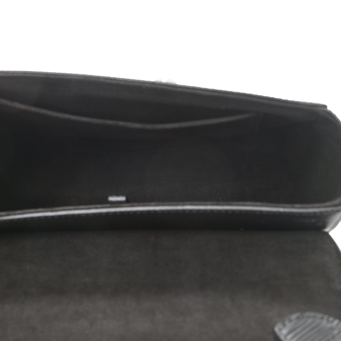 Epi Twist Shoulder Bag MM Black