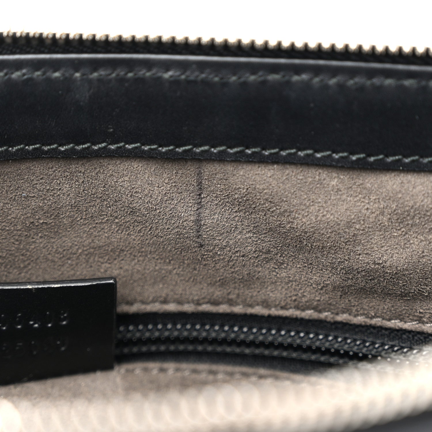 Gucci Guccissima Signature Medium Flat Messenger Bag Black 11 of 11
