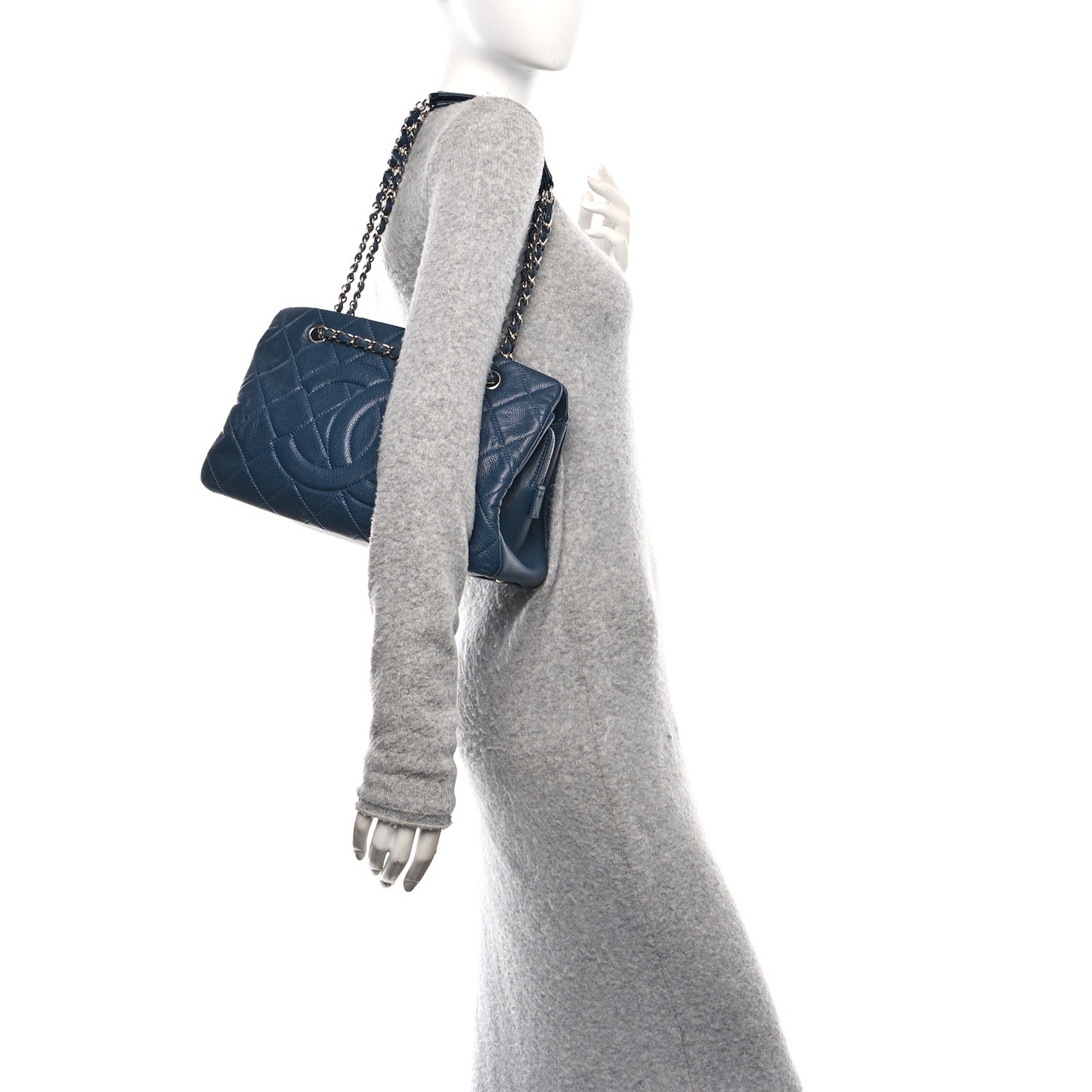 Caviar Quilted CC Timeless Soft Tote  Blue