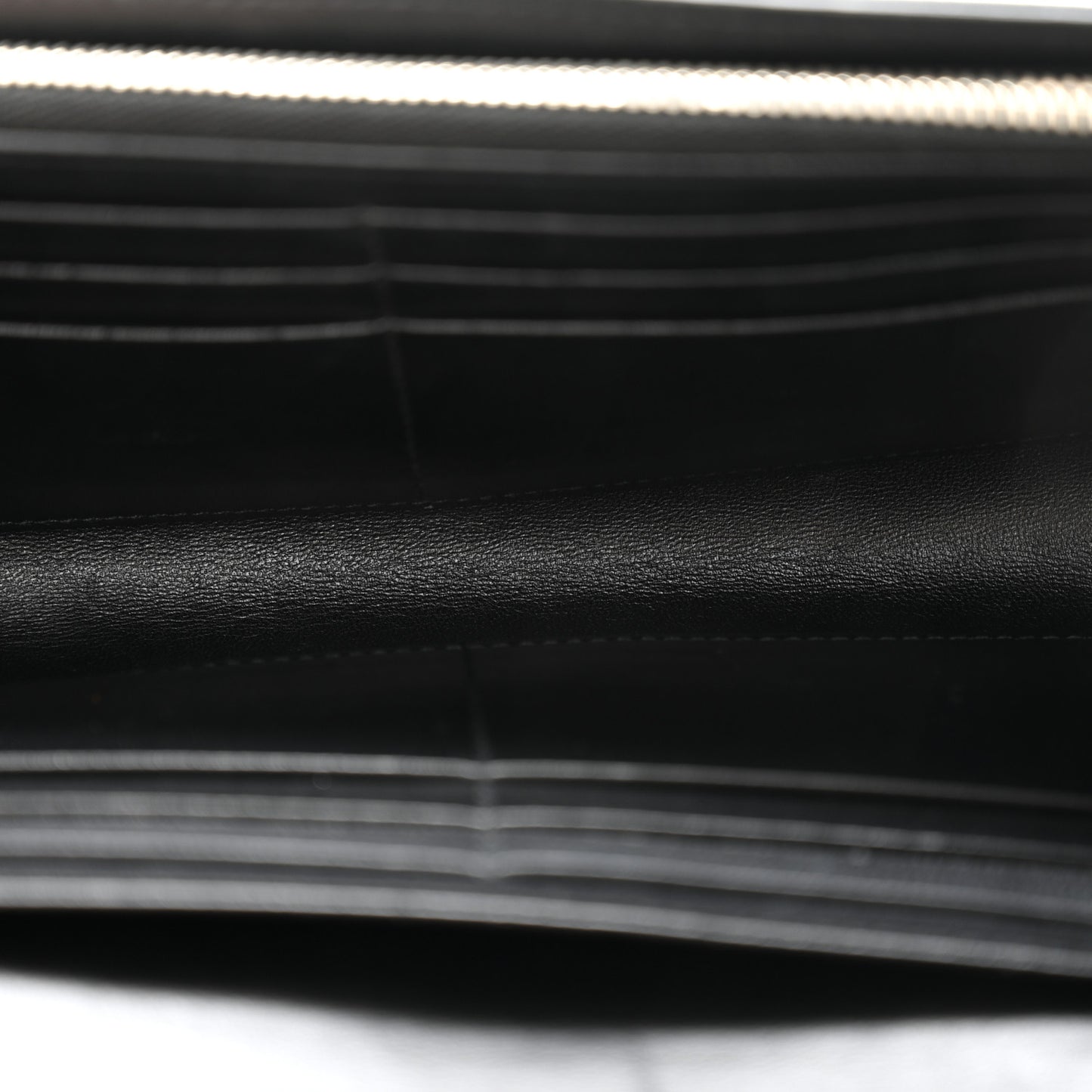 Grained Calfskin Diorama Croisiere Chain Wallet Black