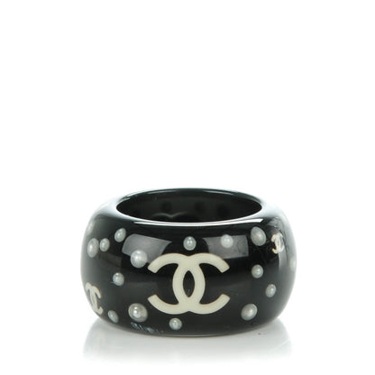 Chanel Resin Pearl CC Ring Black 7 1 of 5