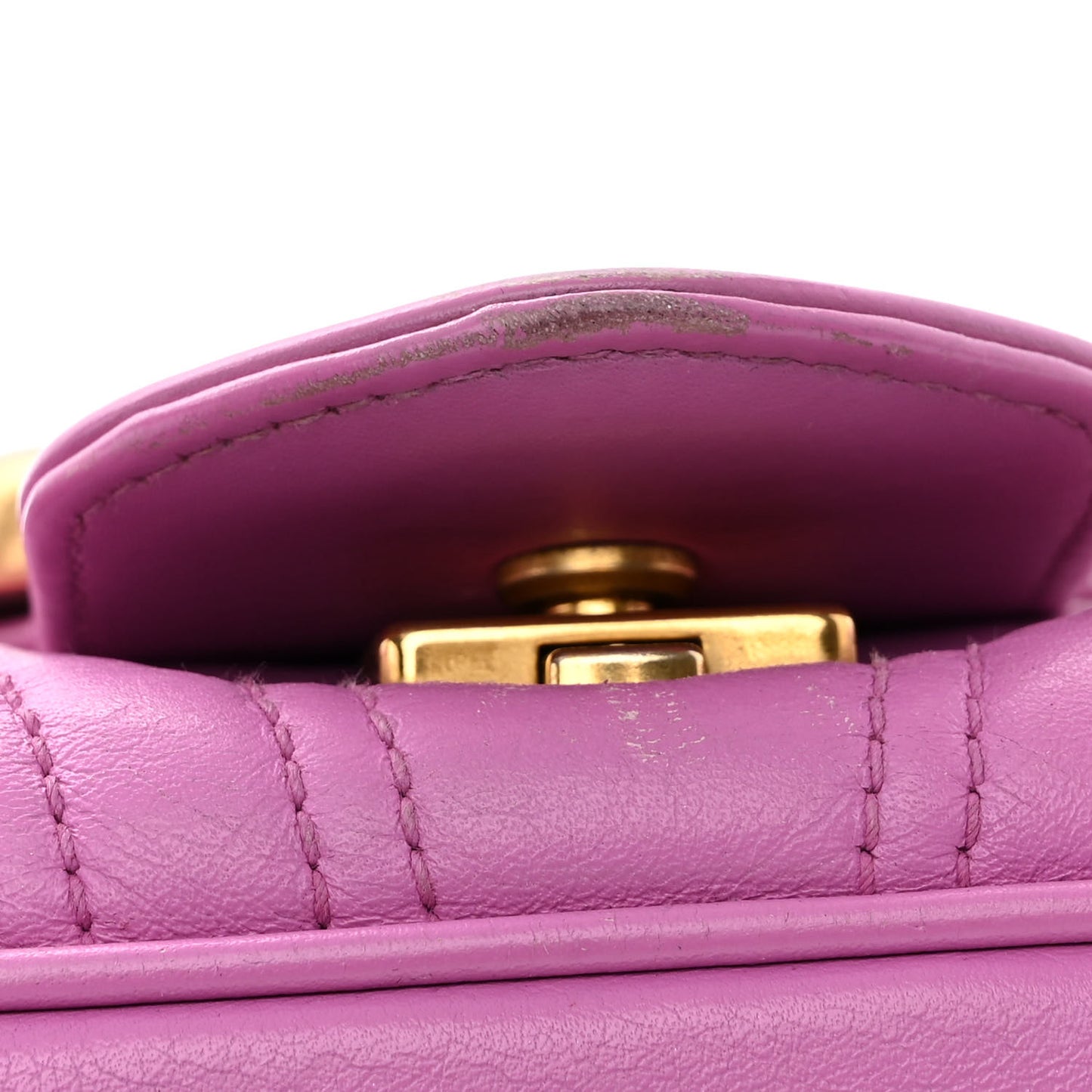 Calfskin Matelasse Medium GG Marmont Shoulder Bag Candy Mousse