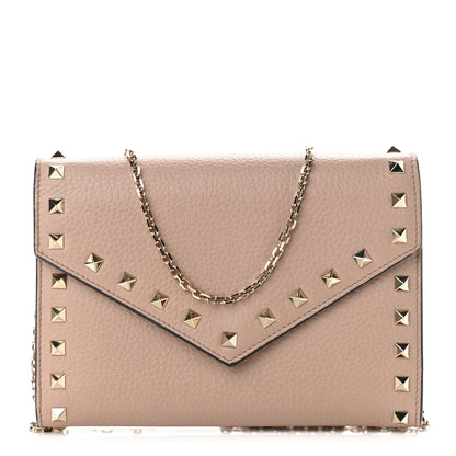 Valentino Garavani Pebbled Calfskin Rockstud Envelope Wallet on Chain Poudre 1 of 9