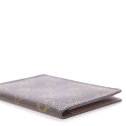 Louis Vuitton Monogram Passport Cover 6 of 8