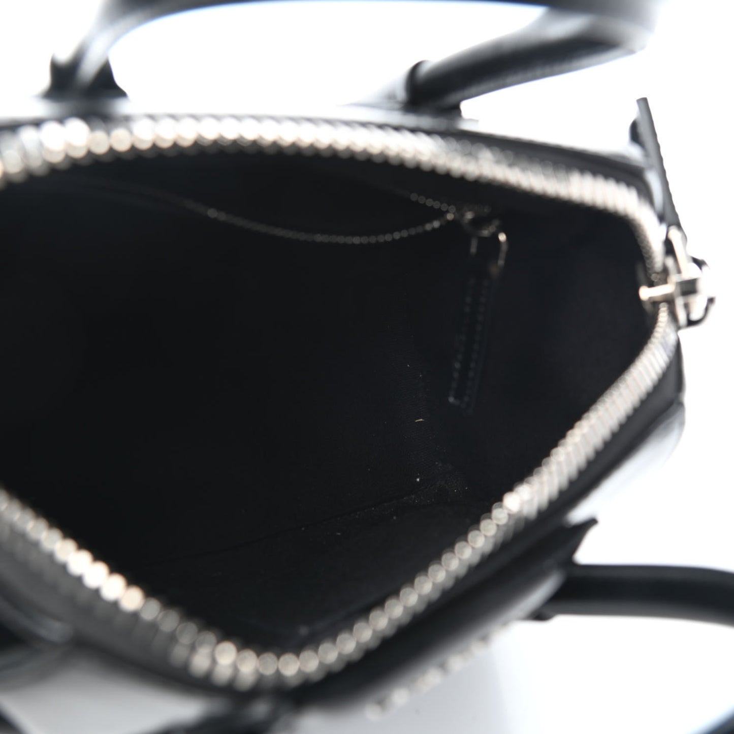 Shiny Lord Calfskin Mini Antigona Black
