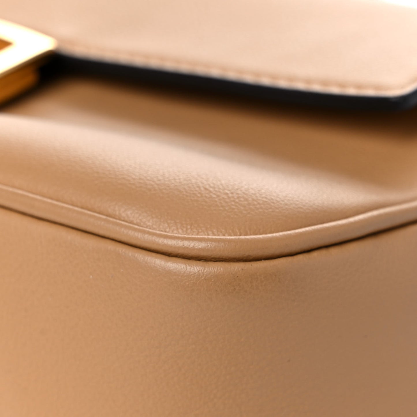 Vitello Grace Matte Mini Fendi Cam Miele Scuro