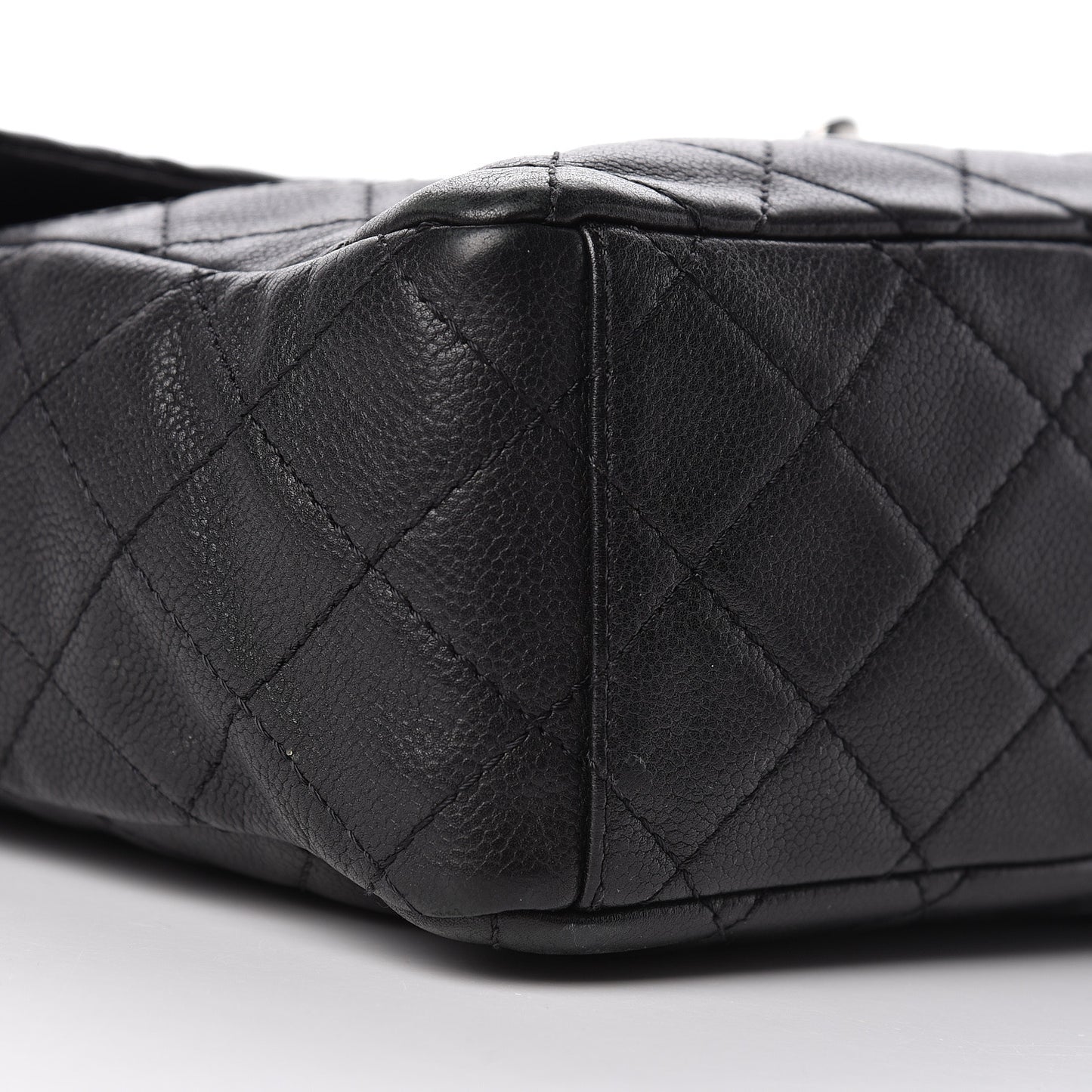 Caviar Quilted Maxi Single Flap Black