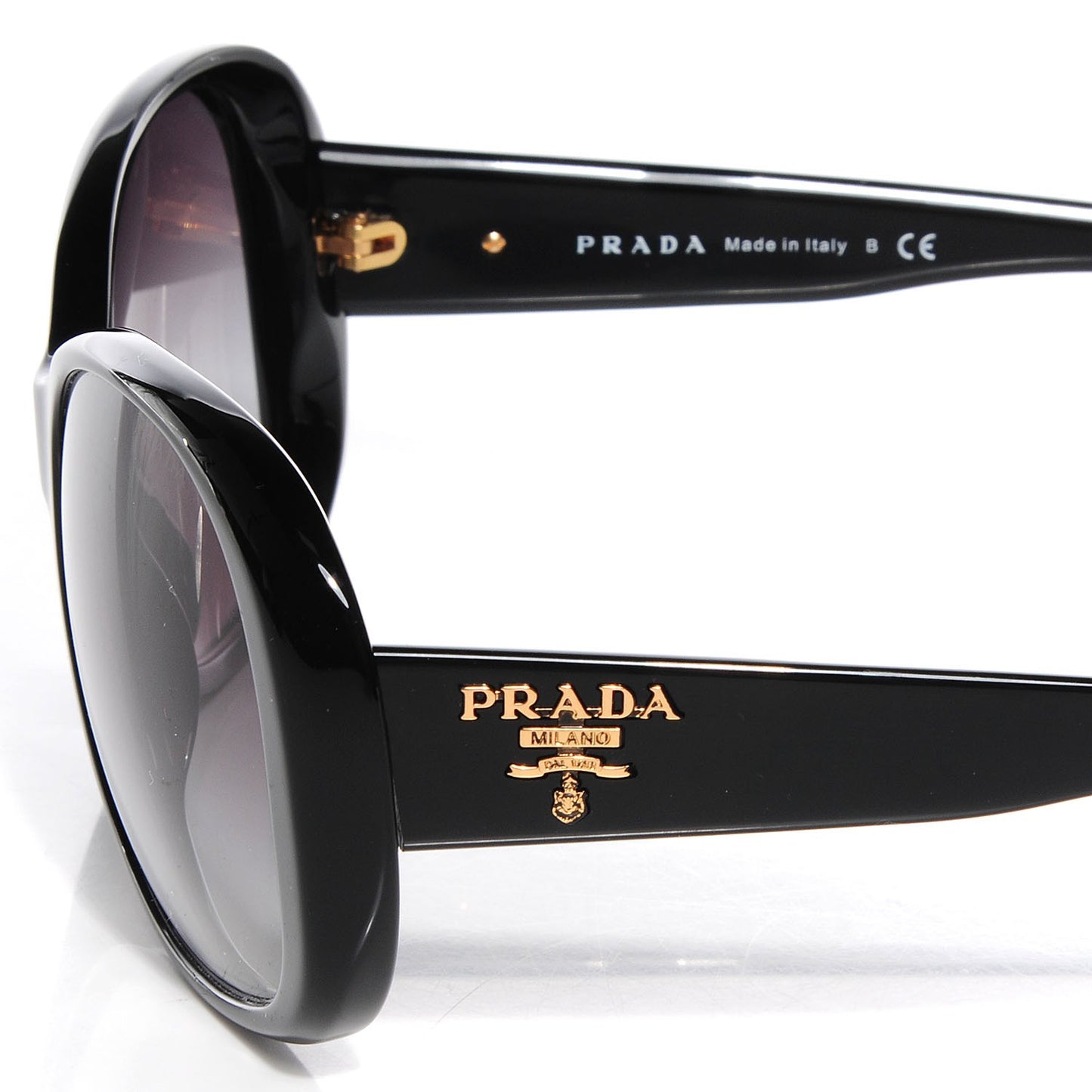 Sunglasses SPR 03M Black |