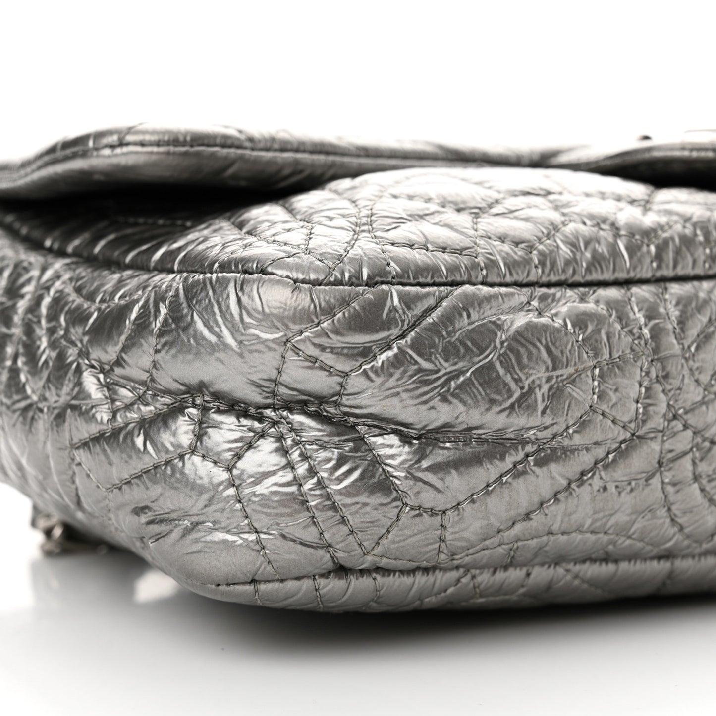 Vinyl Small Graphic Edge Flap Silver