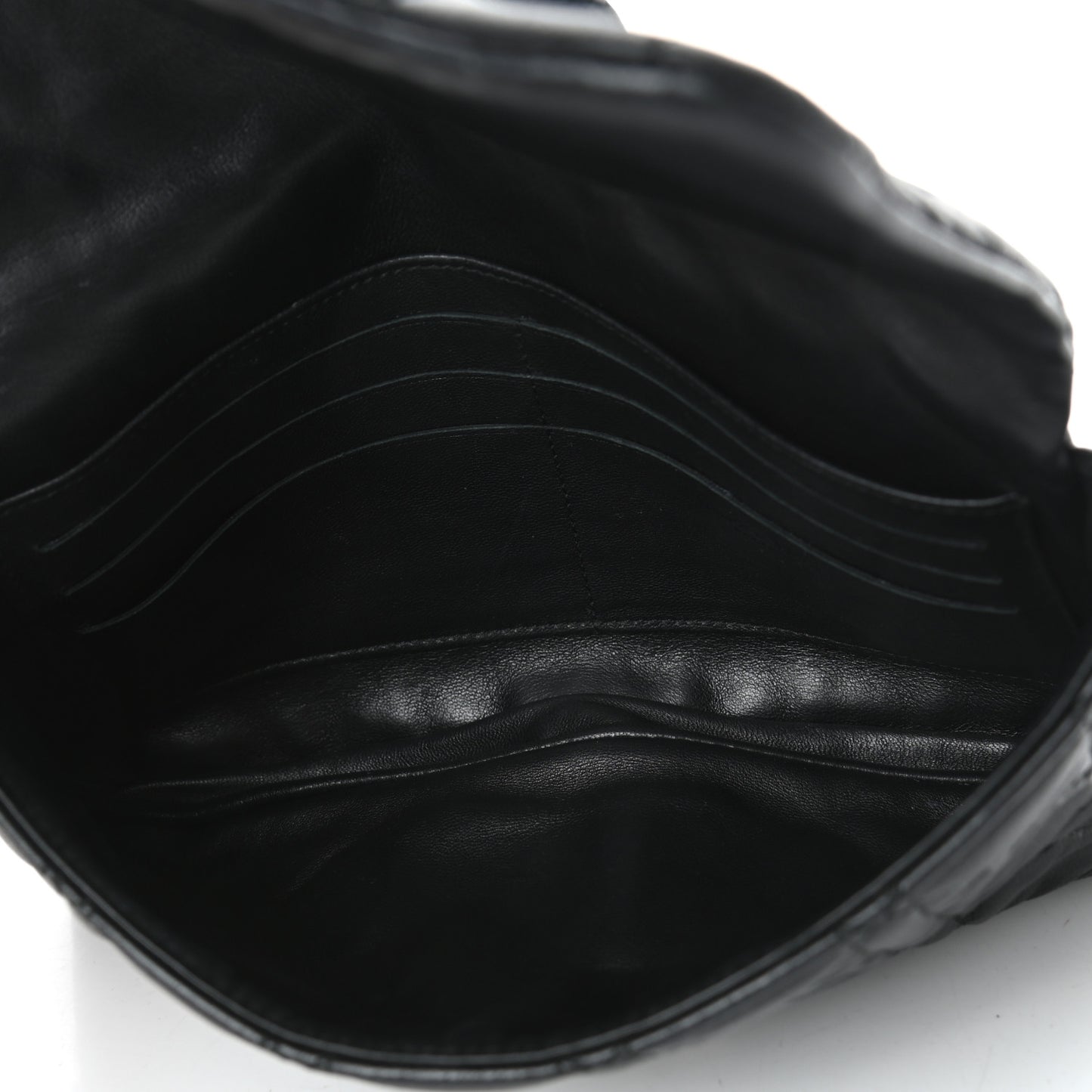 Lambskin Cannage New Lock Pouch Black