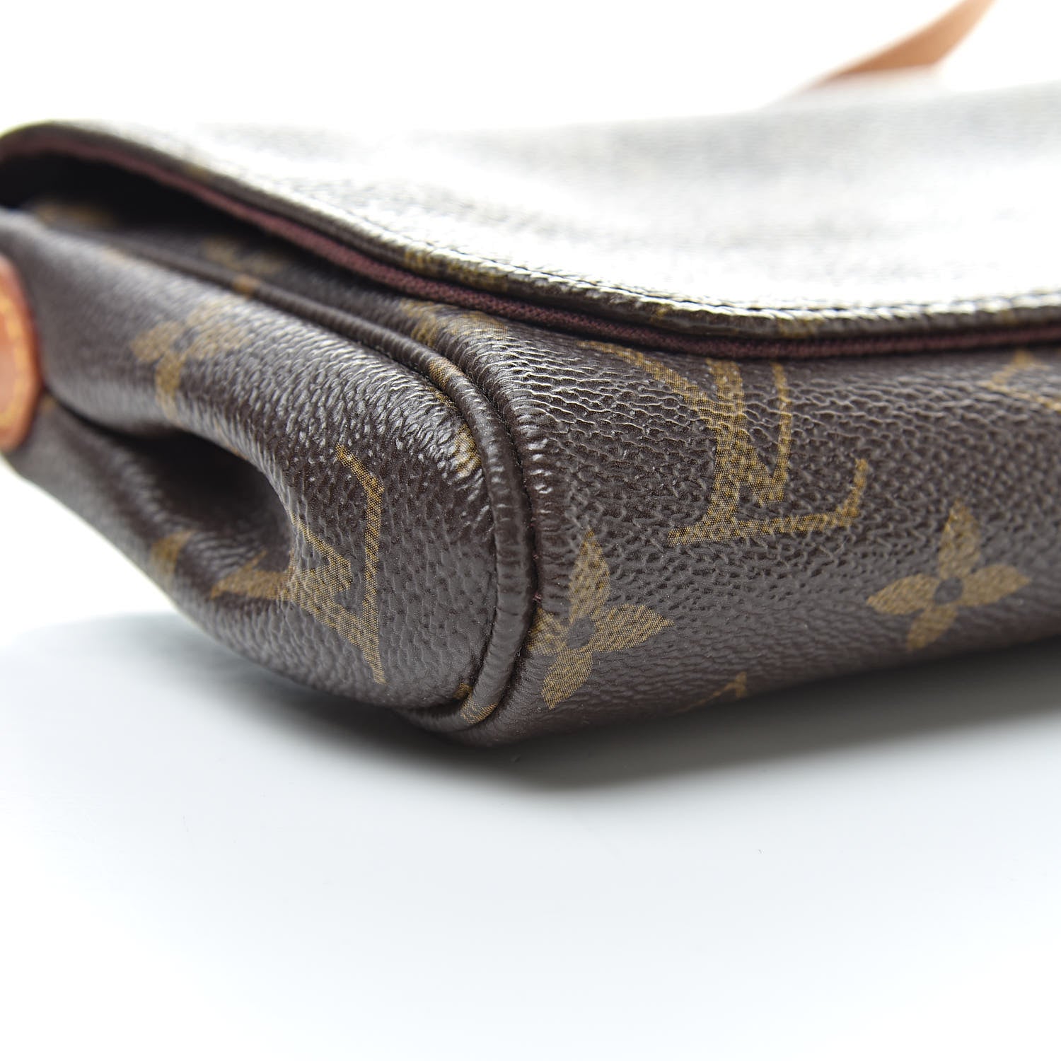 Louis Vuitton Monogram Favorite PM 10 of 14