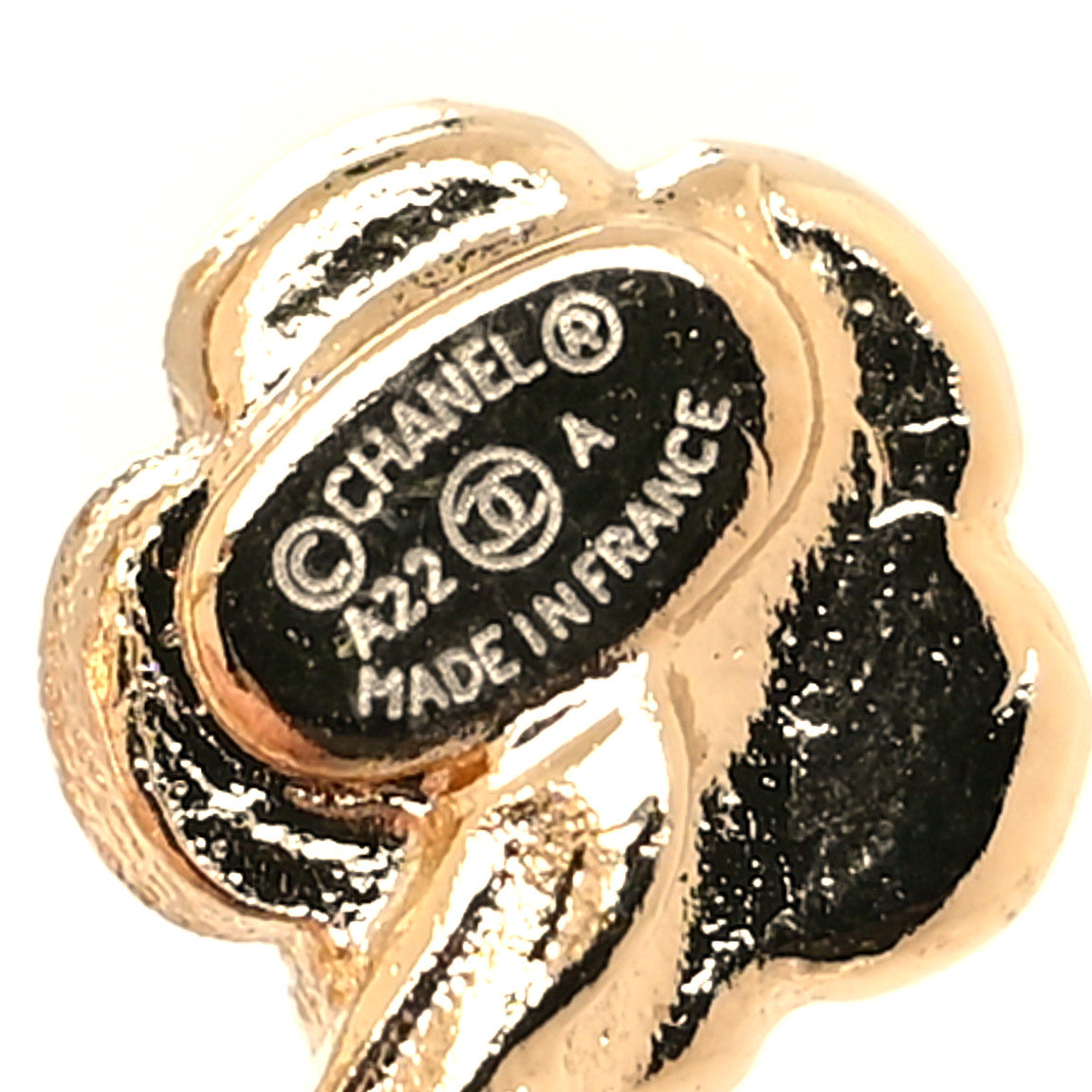 Metal Camellia CC Earrings Gold
