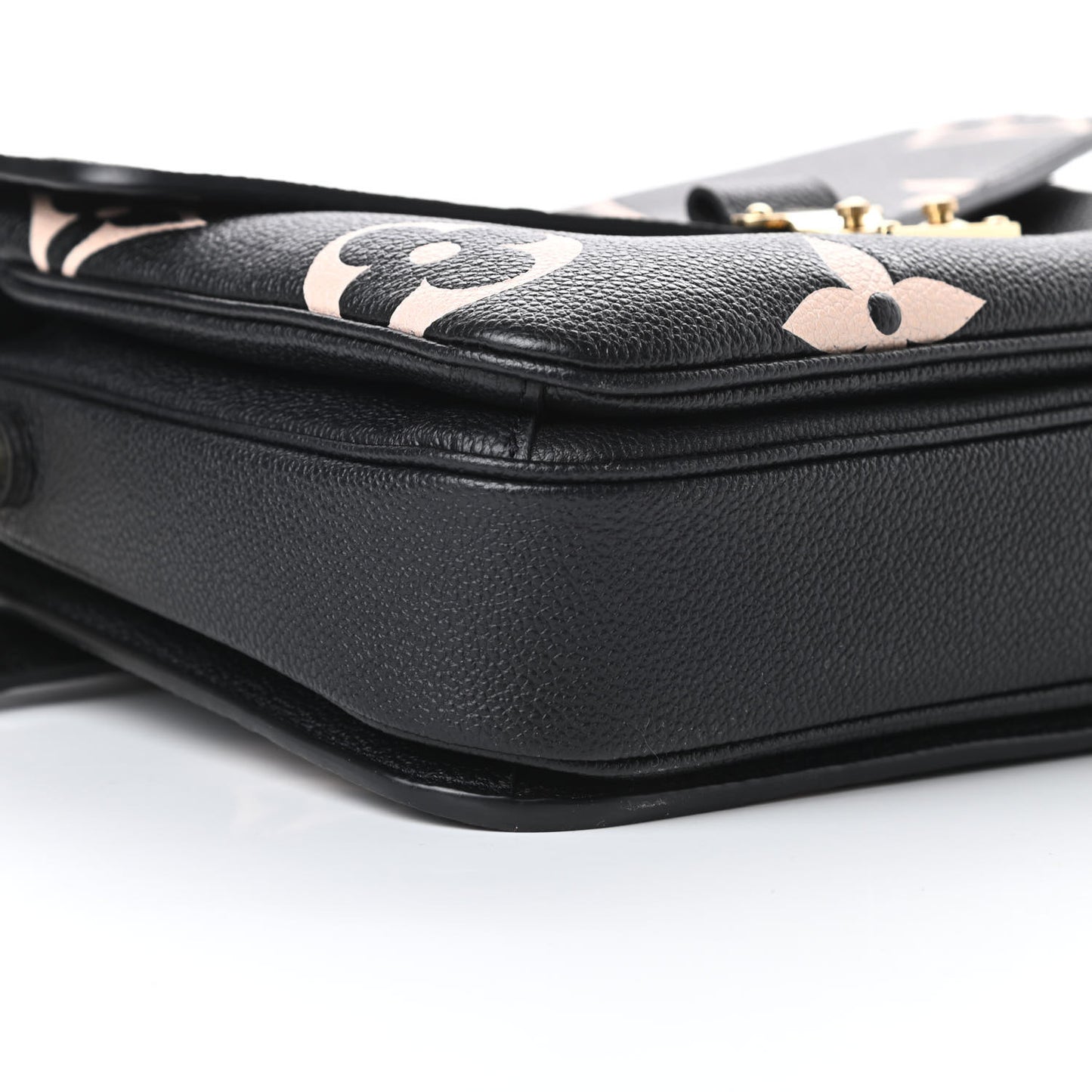Empreinte Monogram Giant Pochette Metis Black Beige