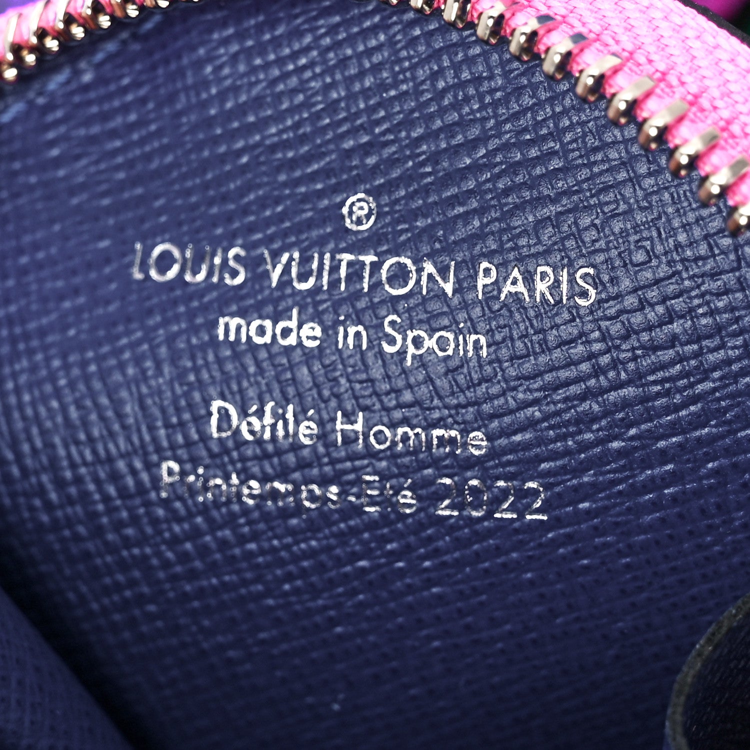 Louis Vuitton Taurillon Illusion Trio Pouch Bleu Rose 8 of 12
