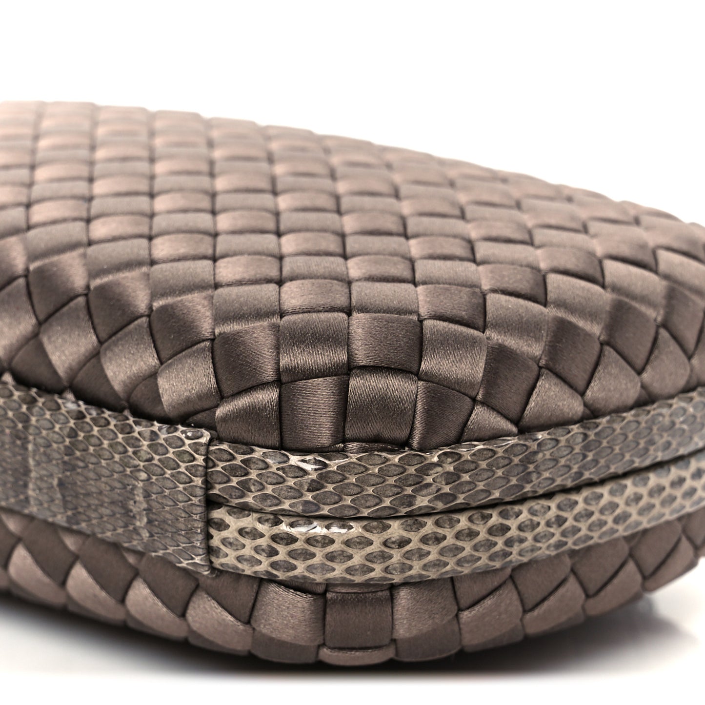 Satin Intreccio Impero Ayers Chain Knot Taupe