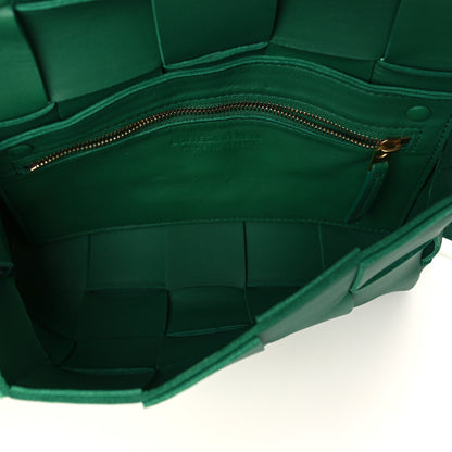 Bottega Veneta Lambskin Maxi Intrecciato Cassette Crossbody Bag Raintree Green 5 of 7